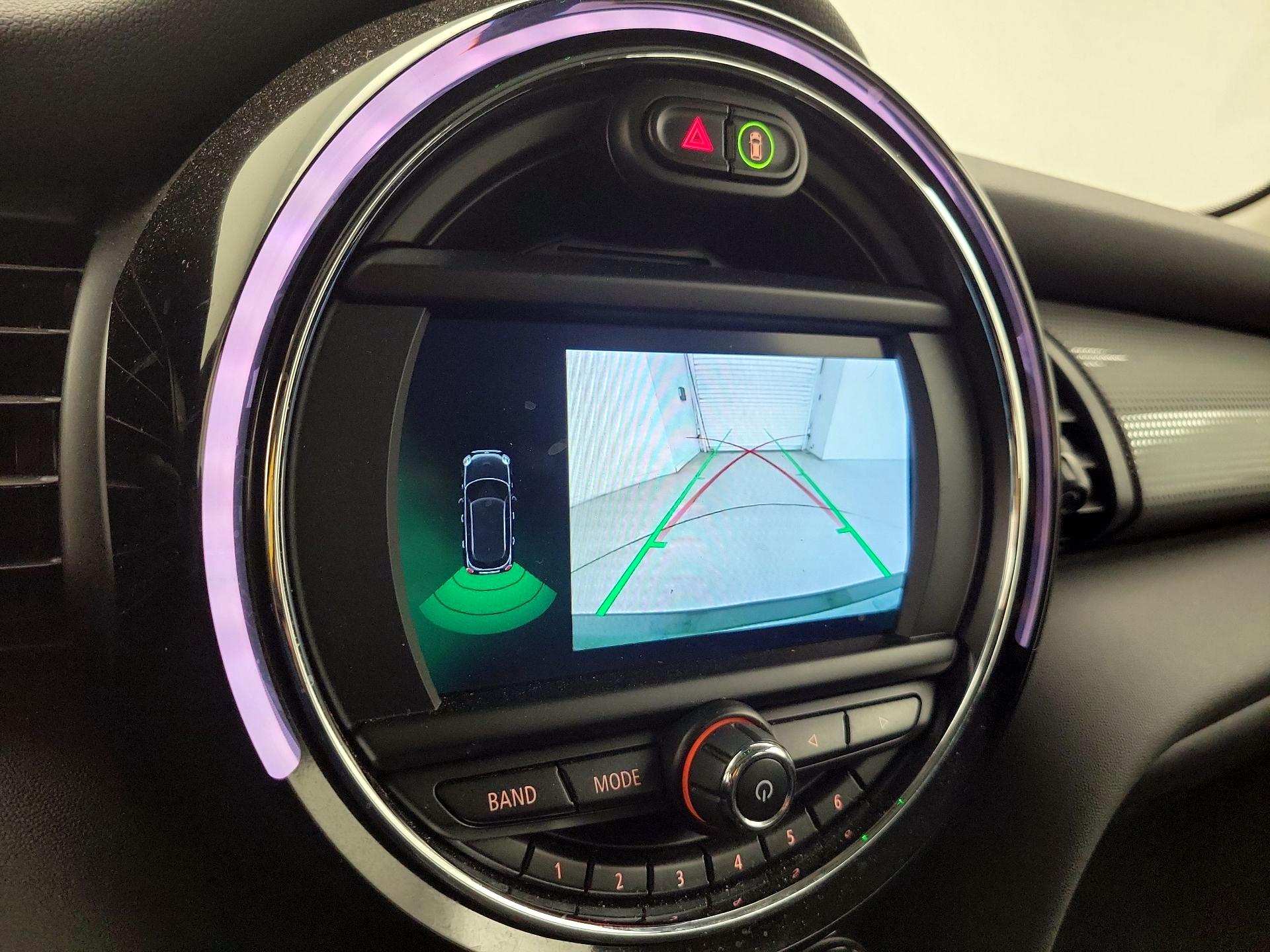 Thumbnail: 2020 MINI Cooper Hardtop - 14