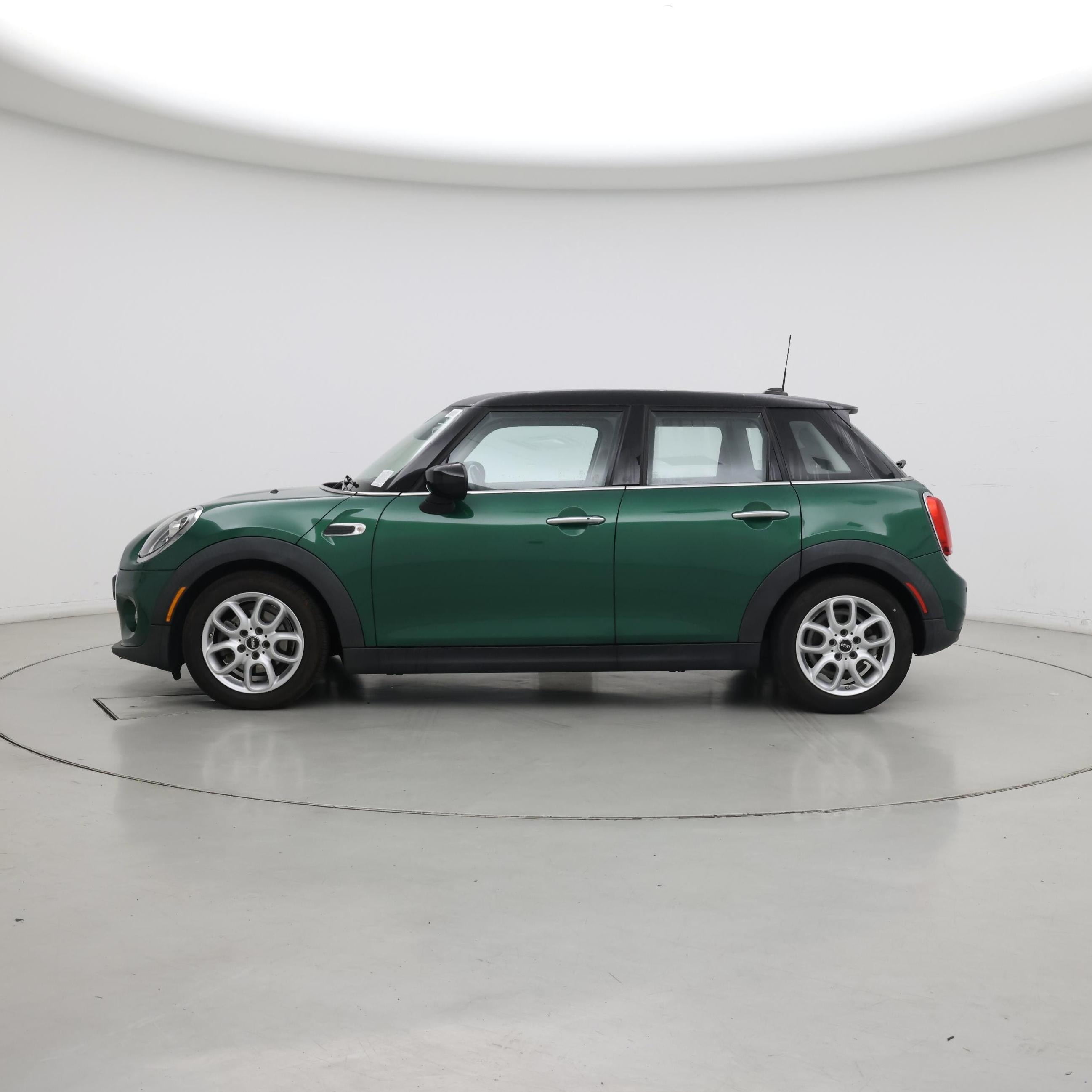 Thumbnail: 2020 MINI Cooper Hardtop - 3
