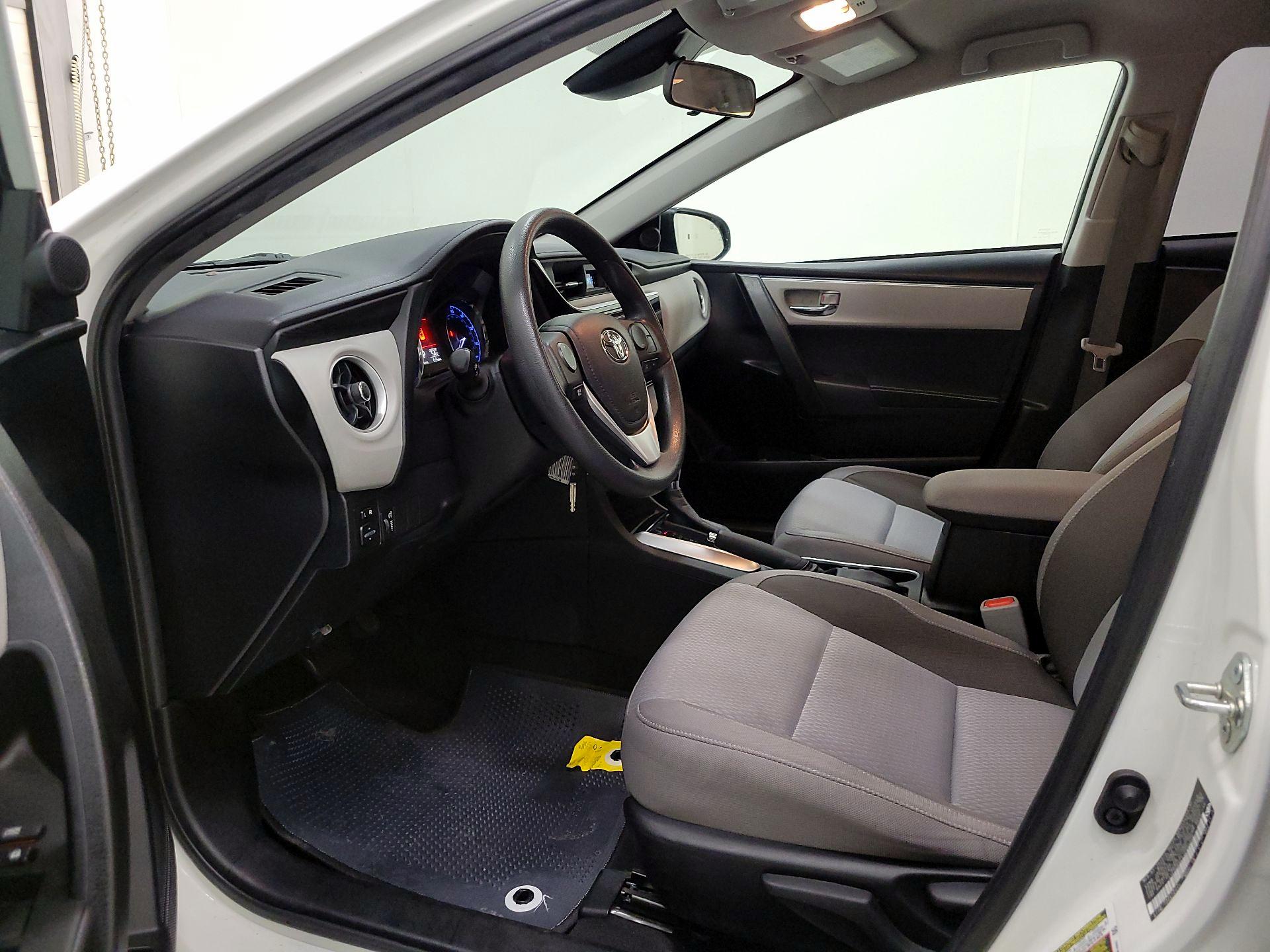 Thumbnail: 2018 Toyota Corolla - 11