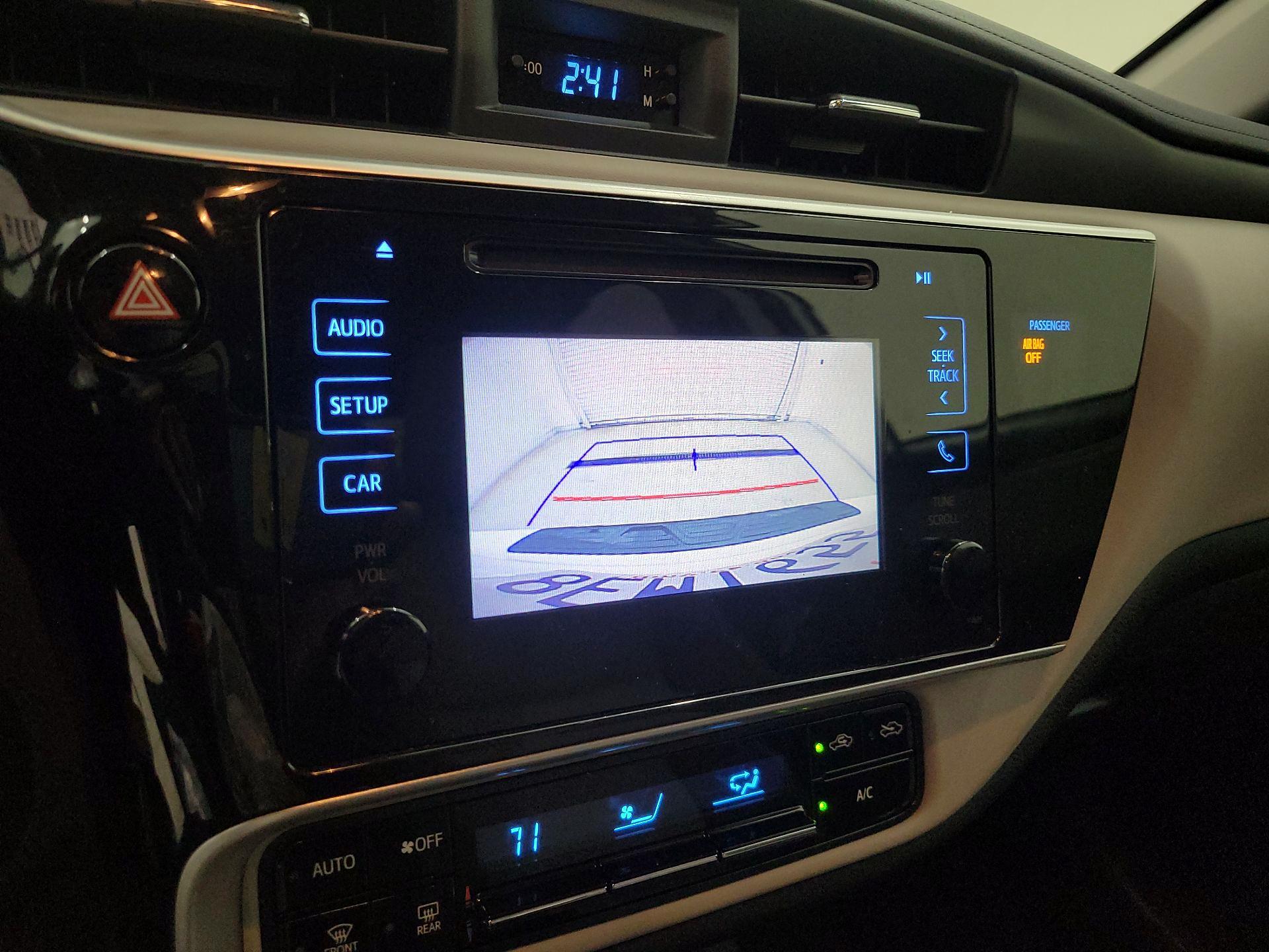 Thumbnail: 2018 Toyota Corolla - 14