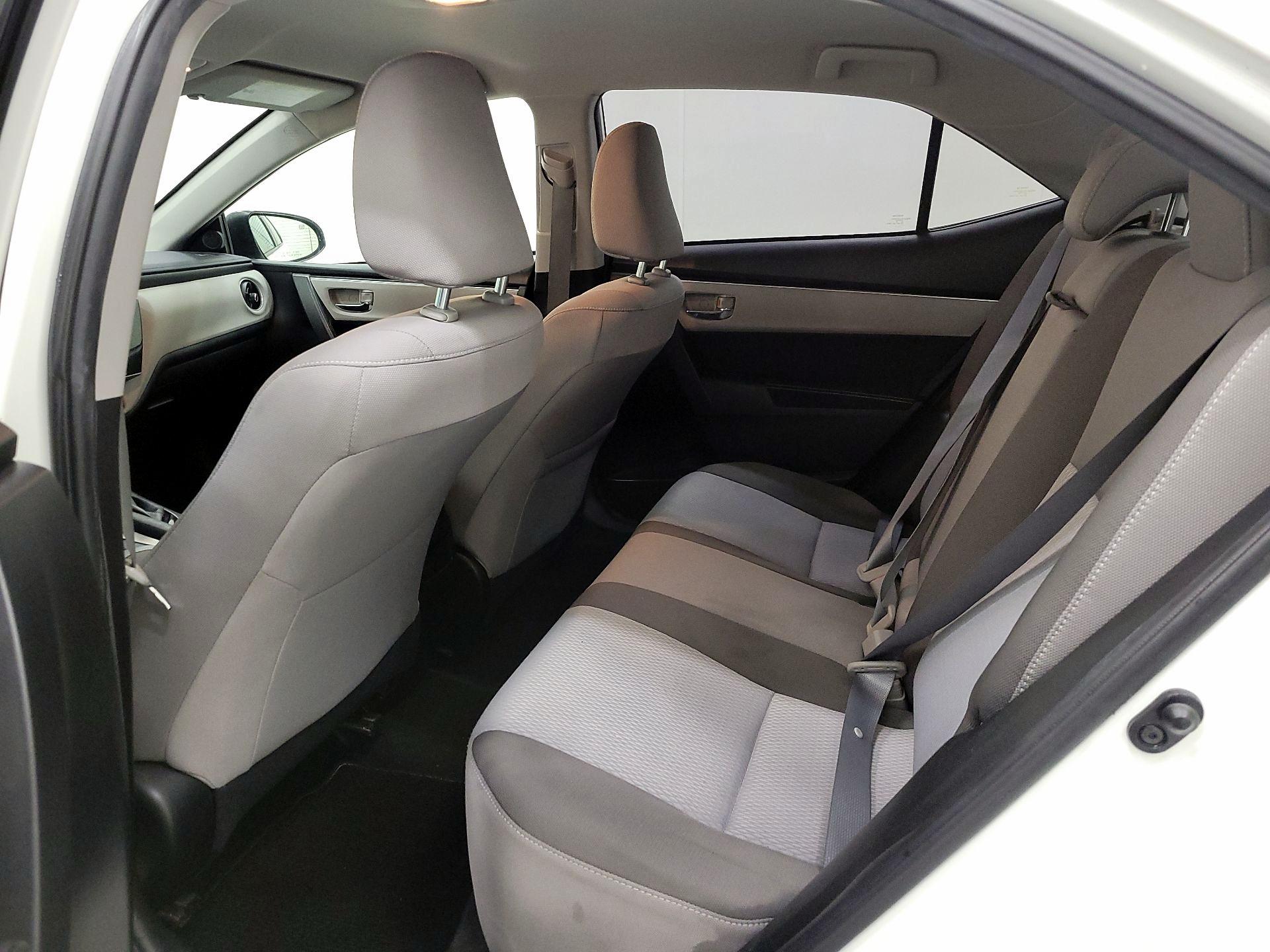 Thumbnail: 2018 Toyota Corolla - 19