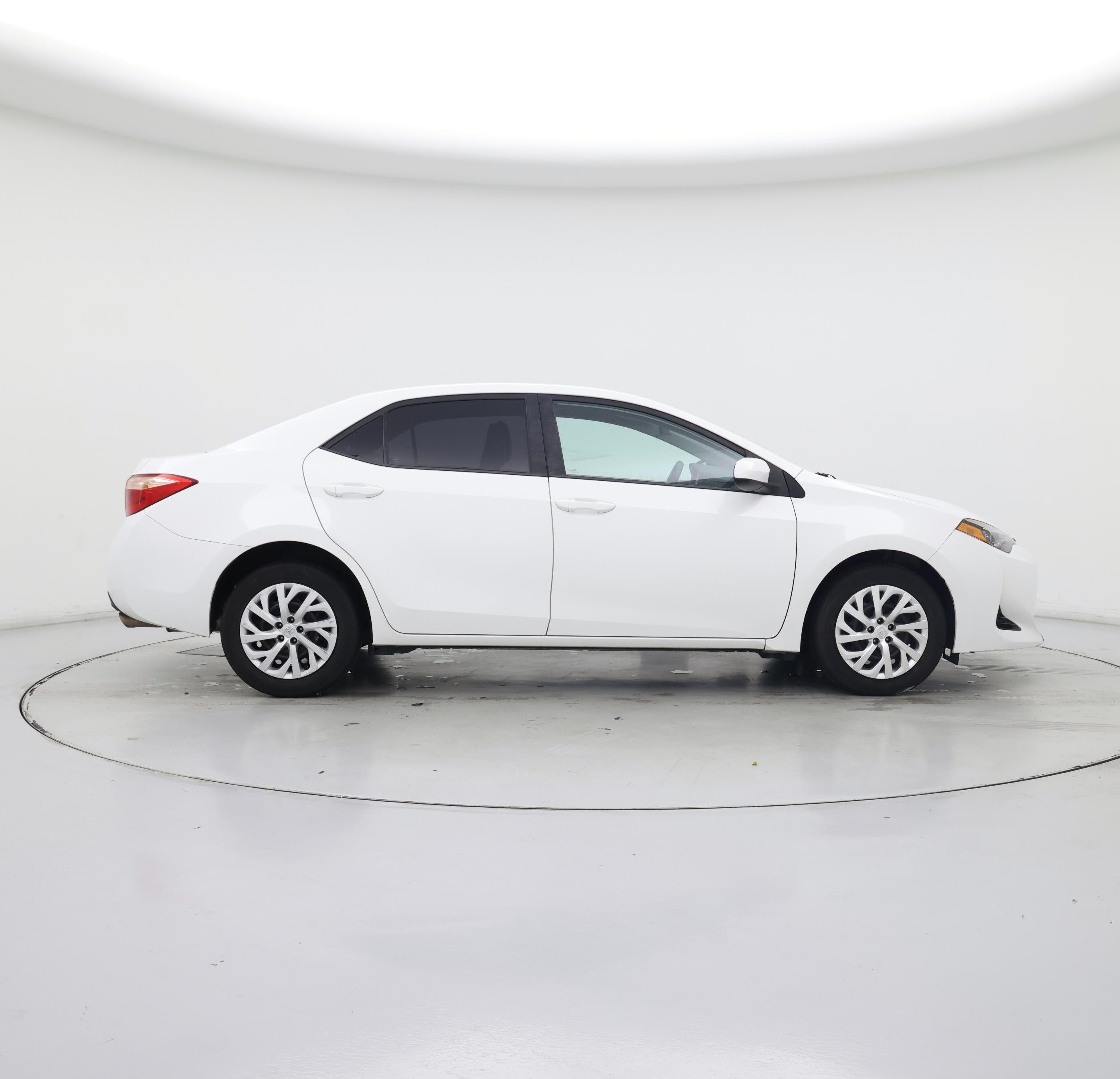 Thumbnail: 2018 Toyota Corolla - 7