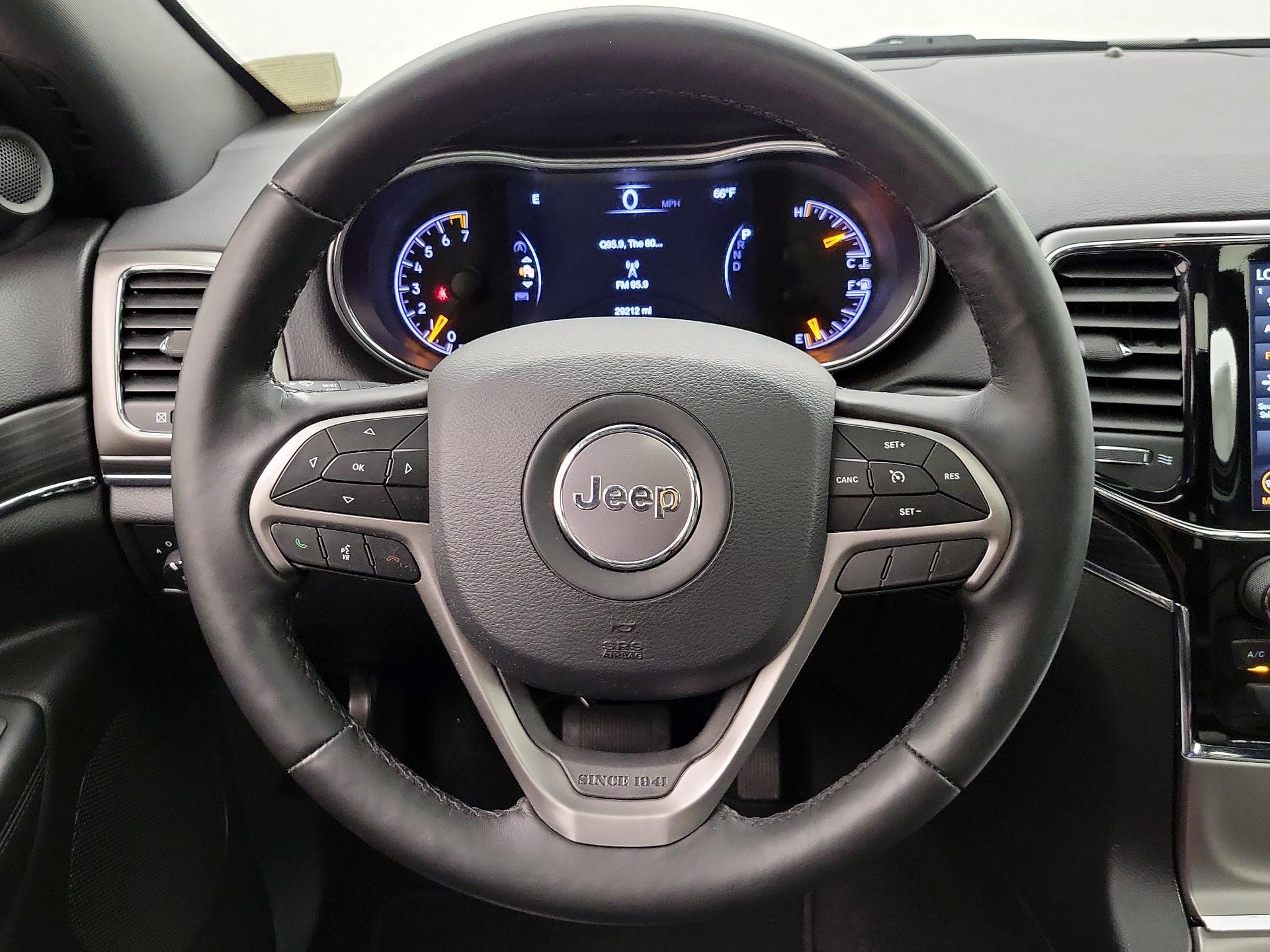 Thumbnail: 2021 Jeep Grand Cherokee - 10