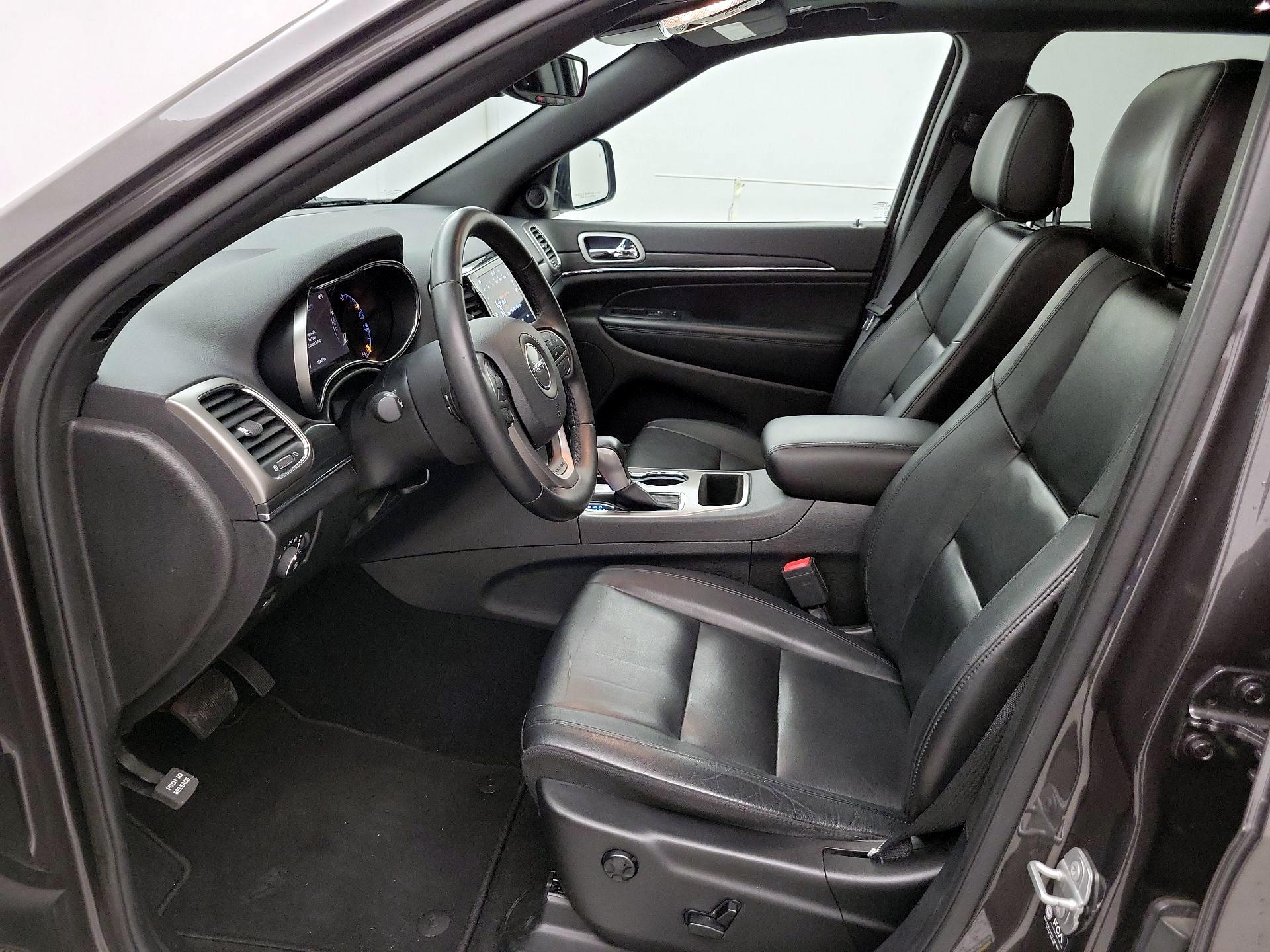 Thumbnail: 2021 Jeep Grand Cherokee - 11