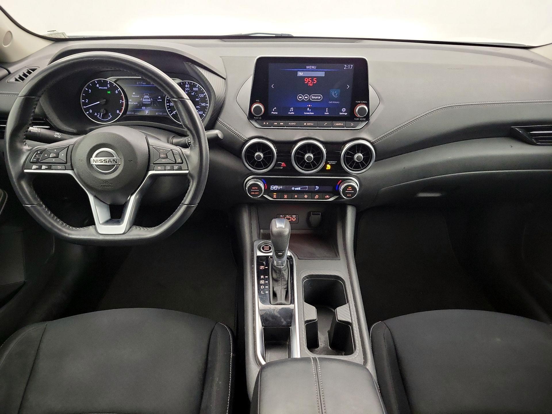 Thumbnail: 2020 Nissan Sentra - 9