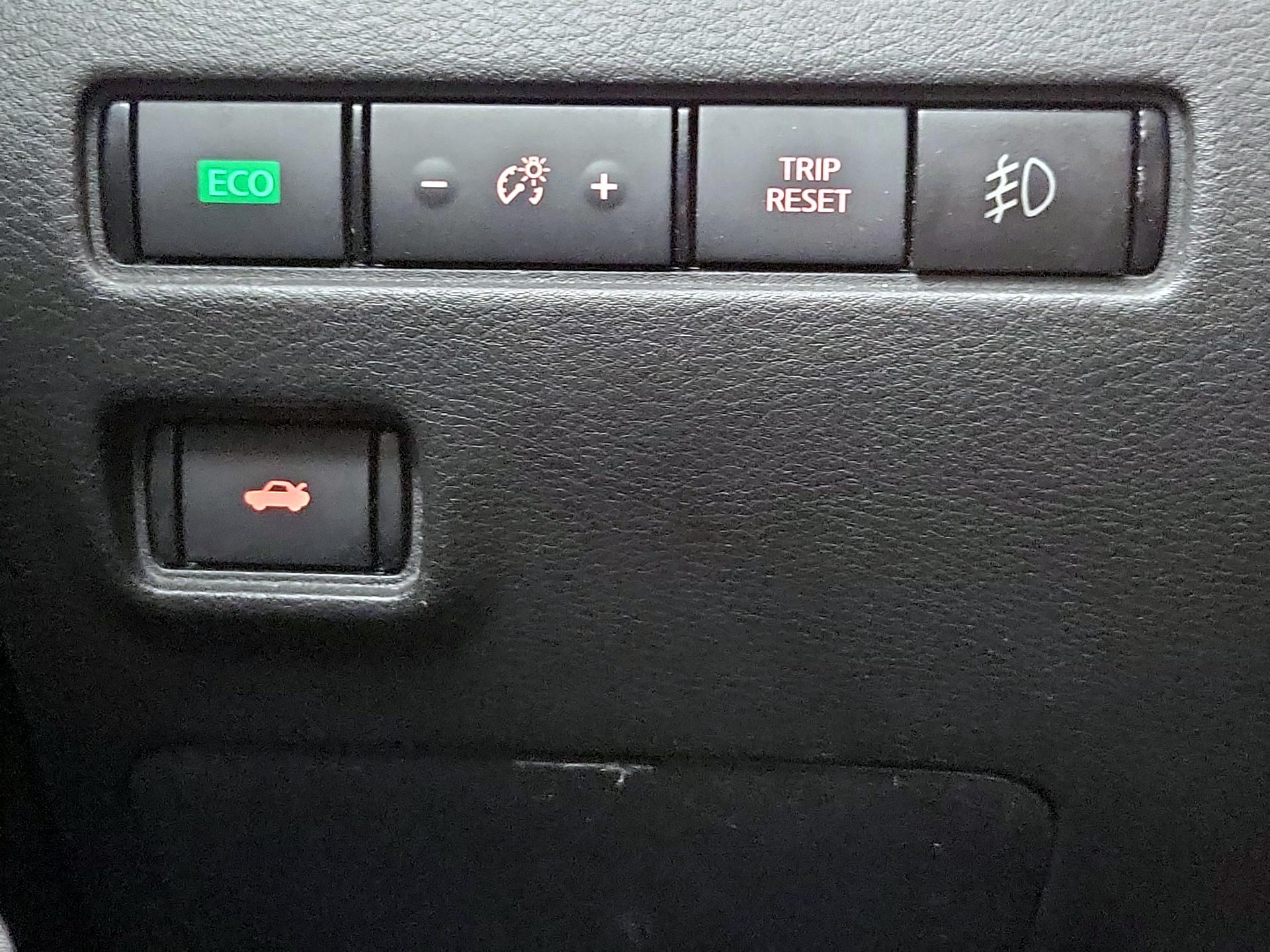 Thumbnail: 2020 Nissan Sentra - 13