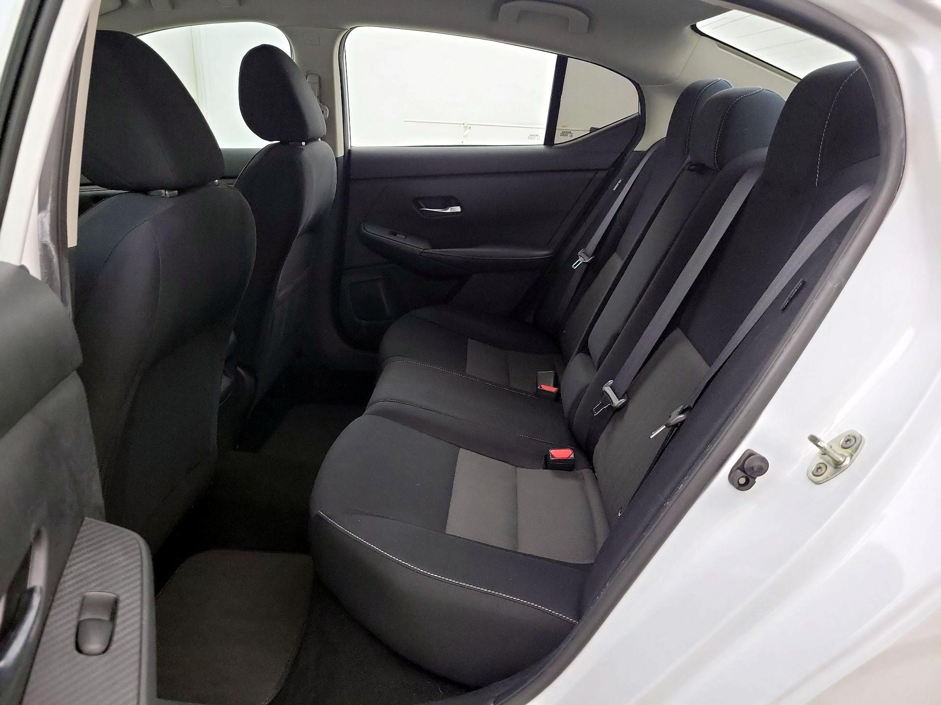 Thumbnail: 2020 Nissan Sentra - 19