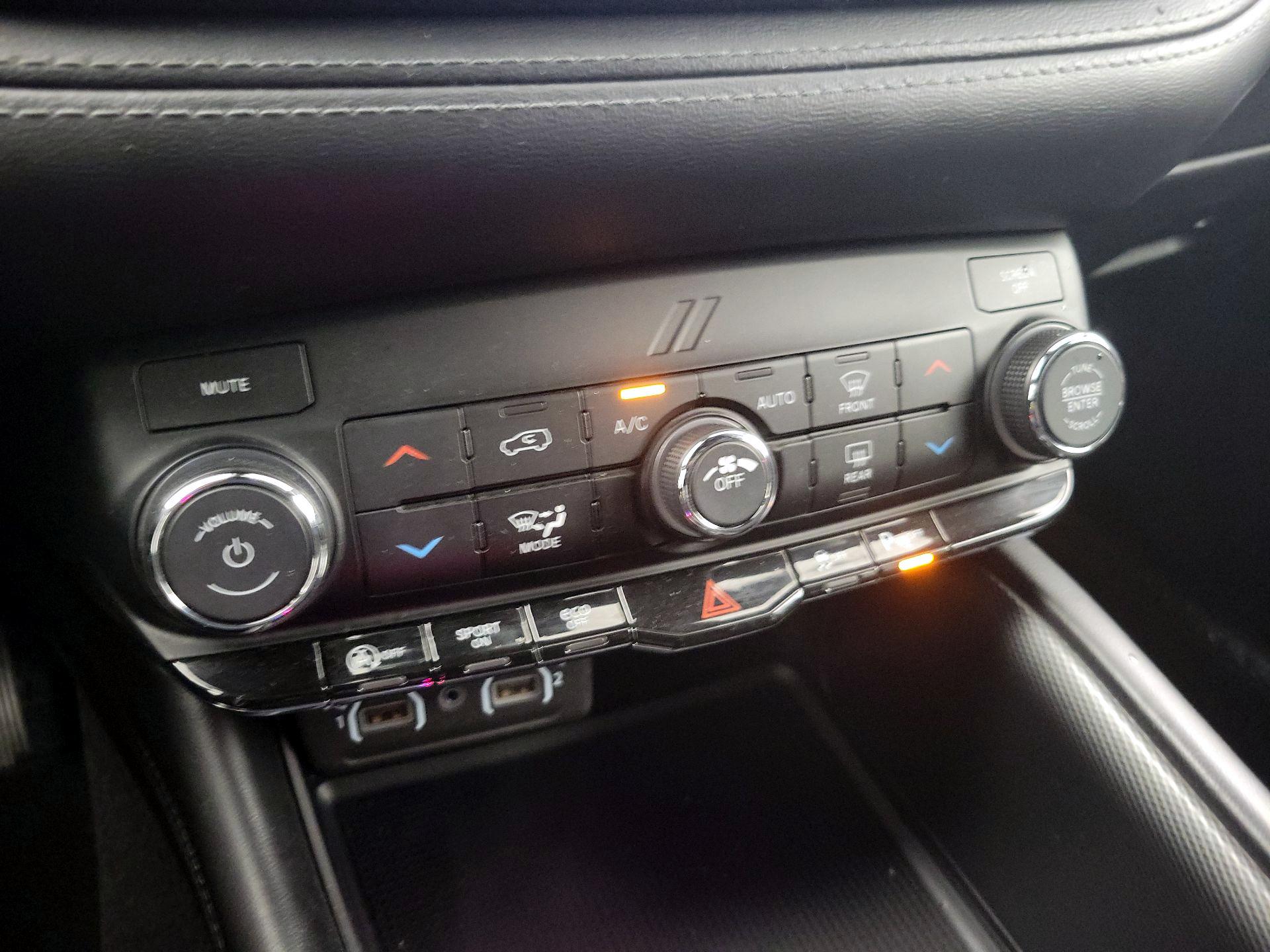 Thumbnail: 2021 Dodge Durango - 16