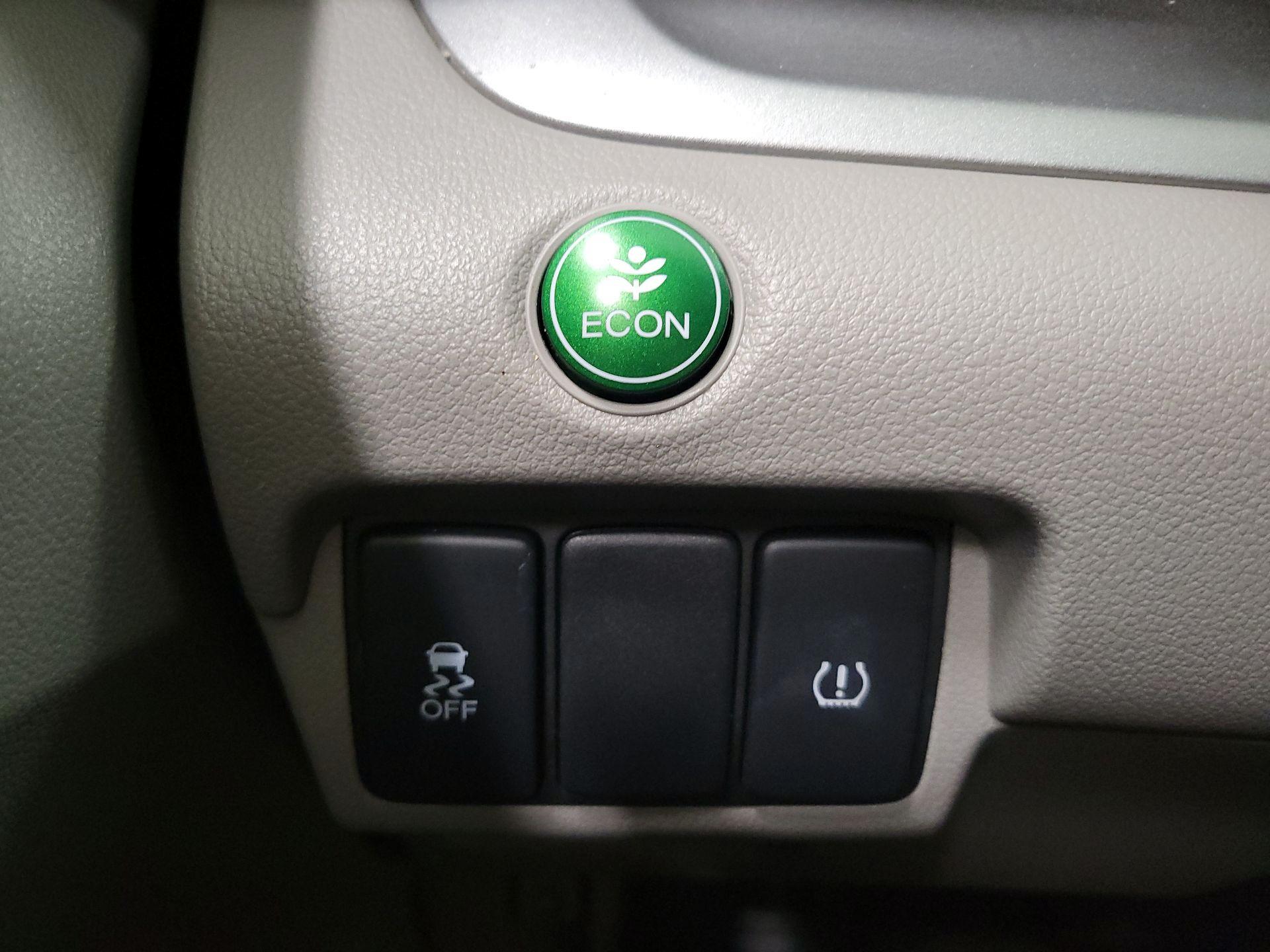 Thumbnail: 2014 Honda CR-V - 13