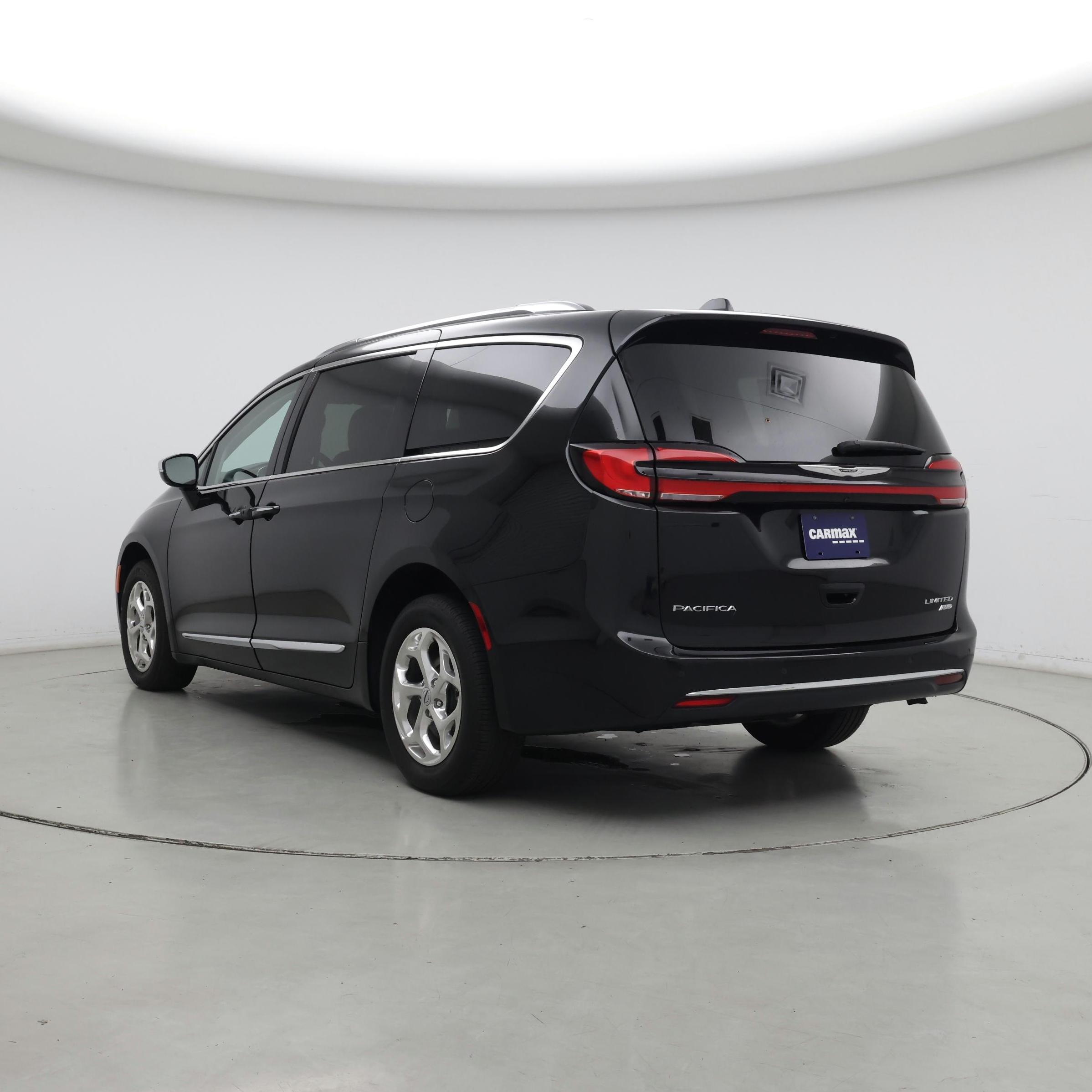 Thumbnail: 2021 Chrysler Pacifica - 2