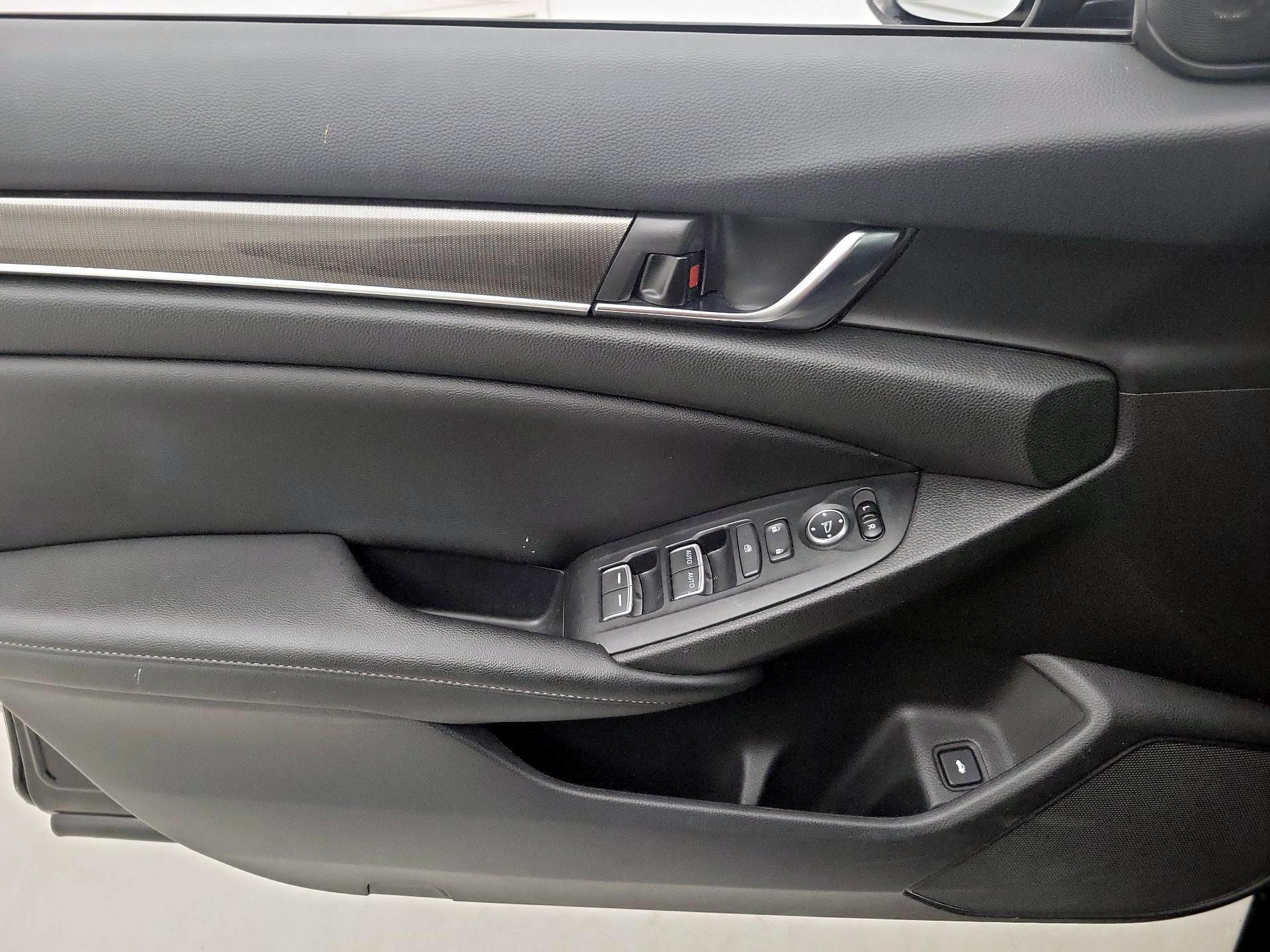 Thumbnail: 2021 Honda Accord - 12