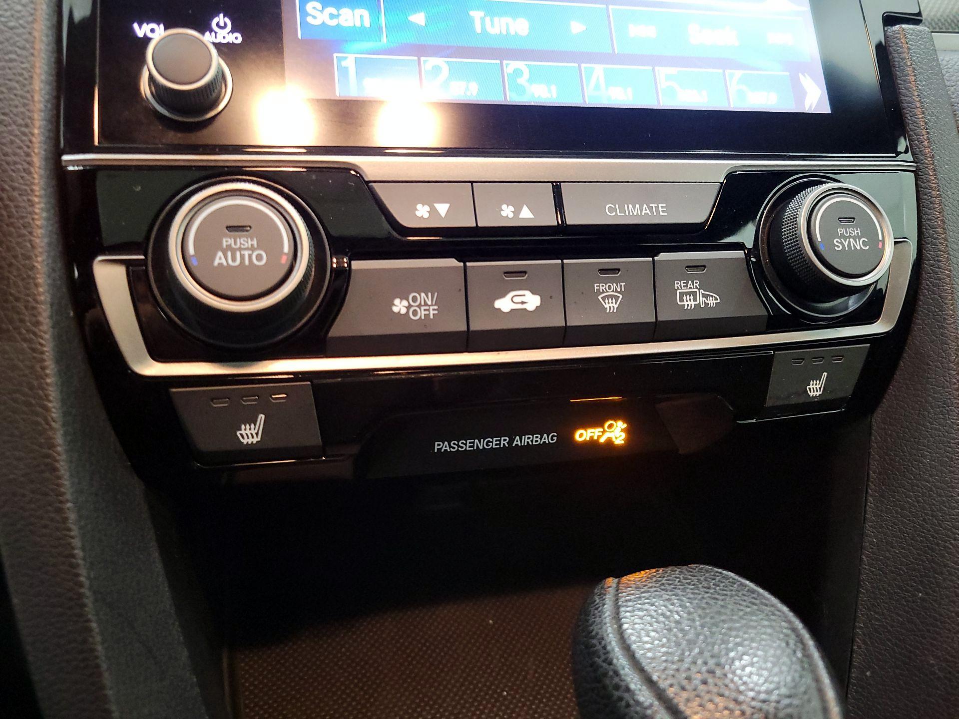 Thumbnail: 2019 Honda Civic - 16