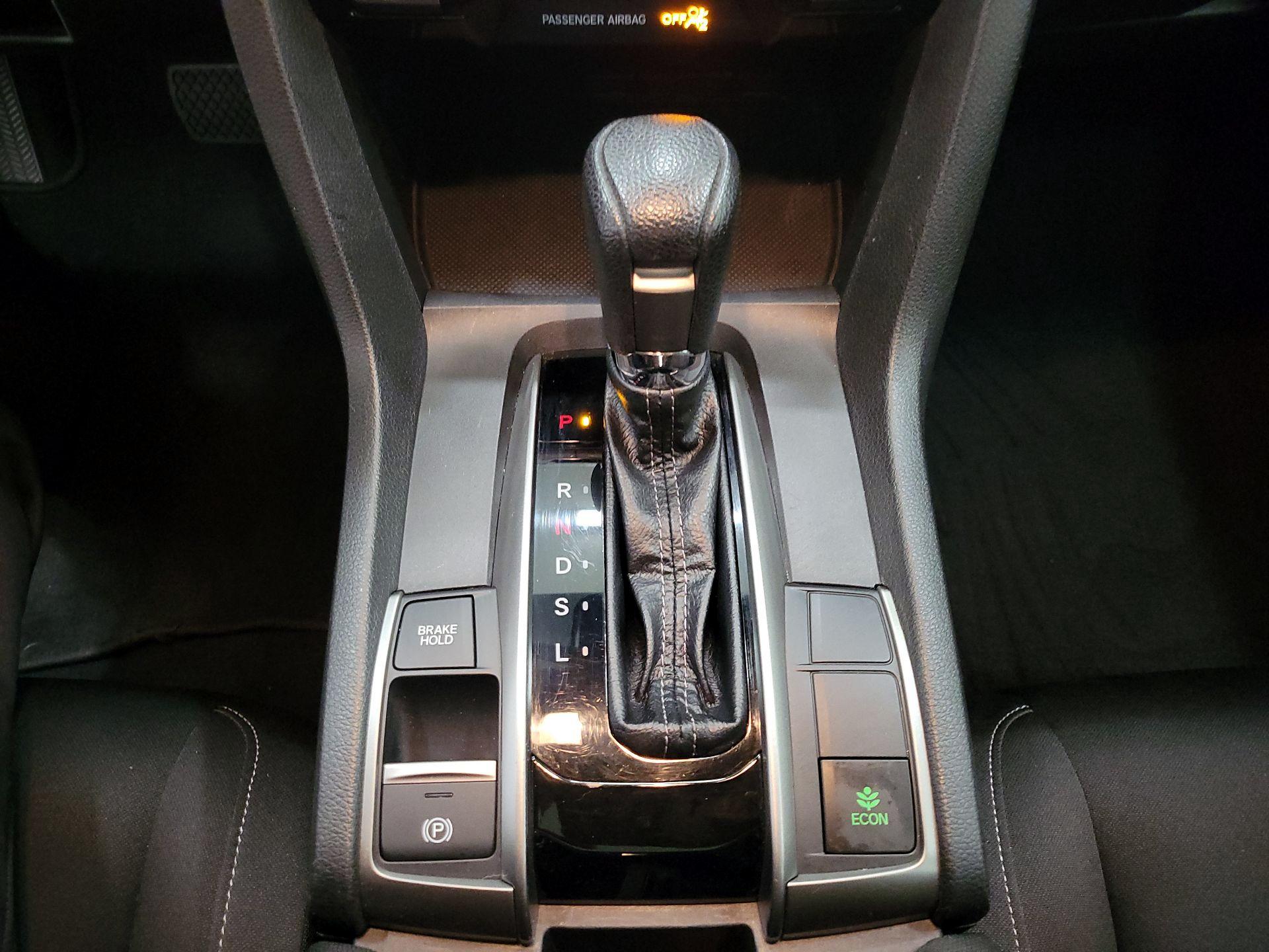 Thumbnail: 2019 Honda Civic - 17