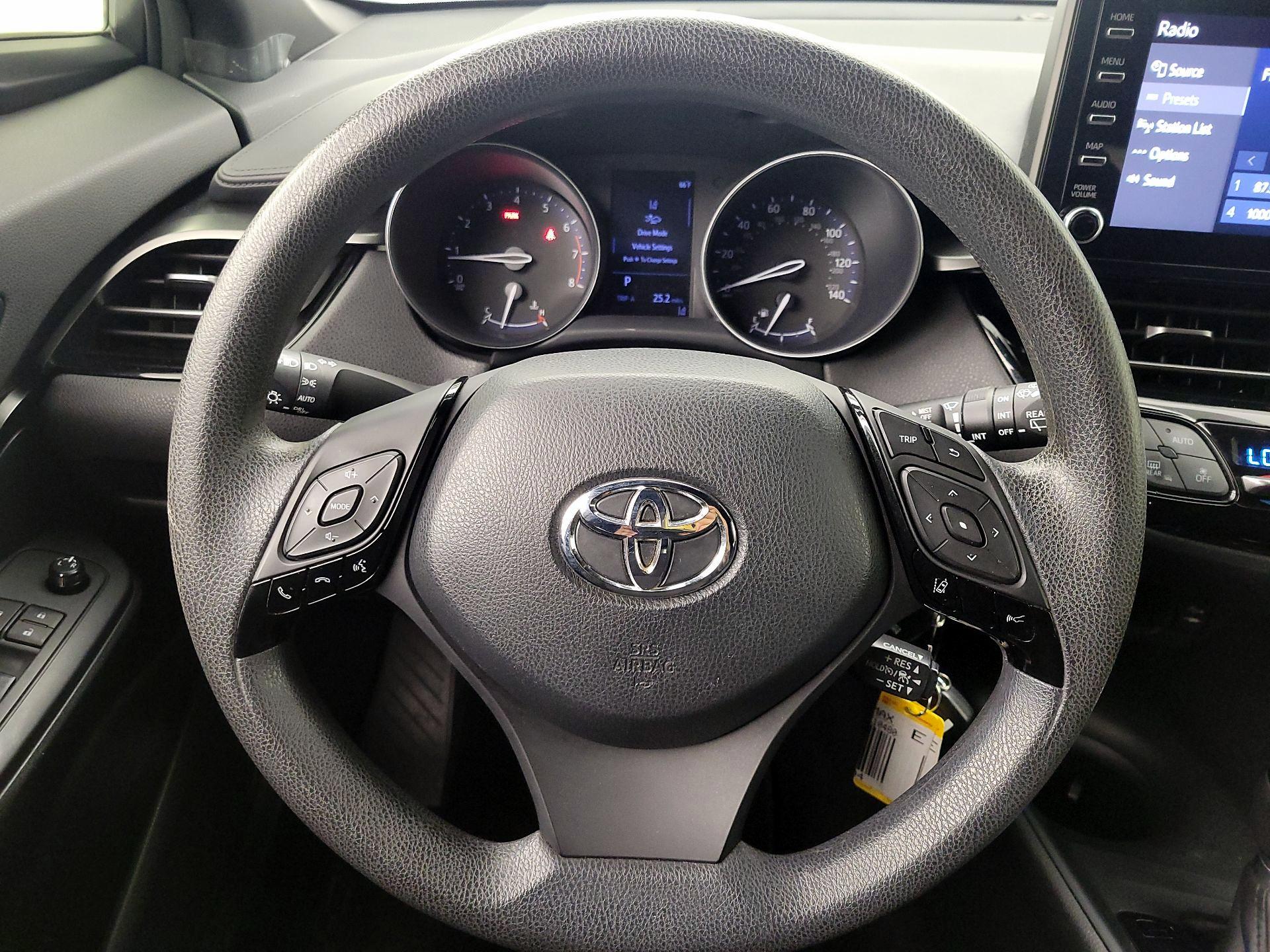 Thumbnail: 2019 Toyota C-HR - 10