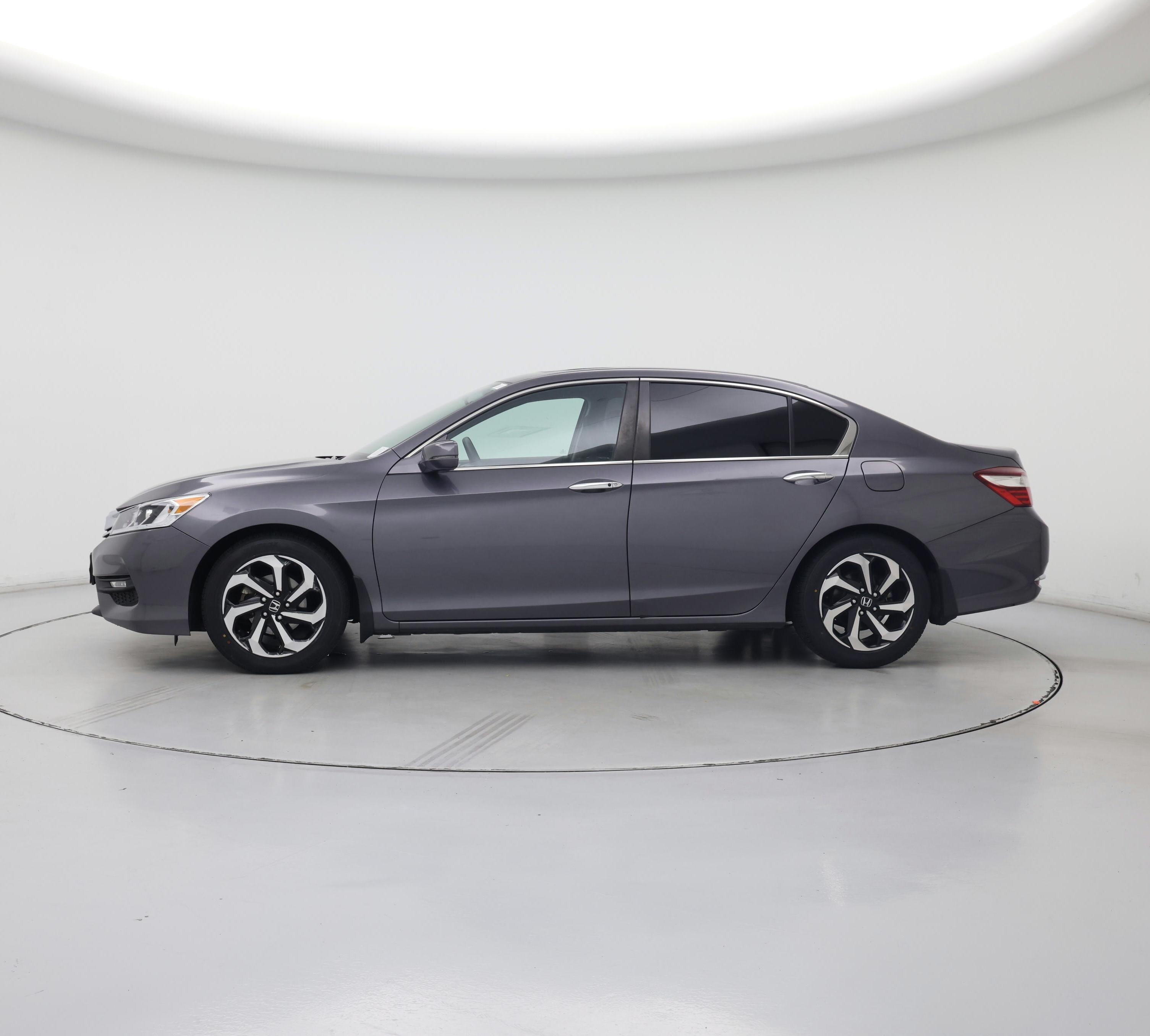 Thumbnail: 2017 Honda Accord - 3