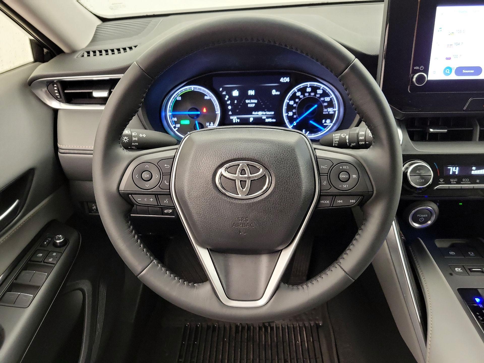 Thumbnail: 2024 Toyota Venza - 10