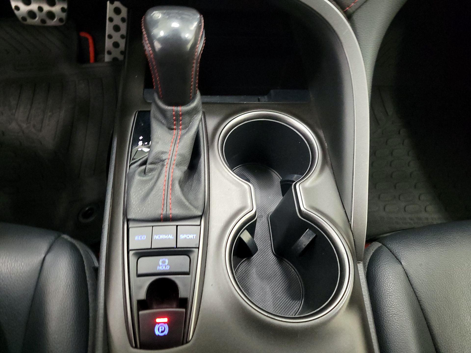 Thumbnail: 2021 Toyota Camry - 17