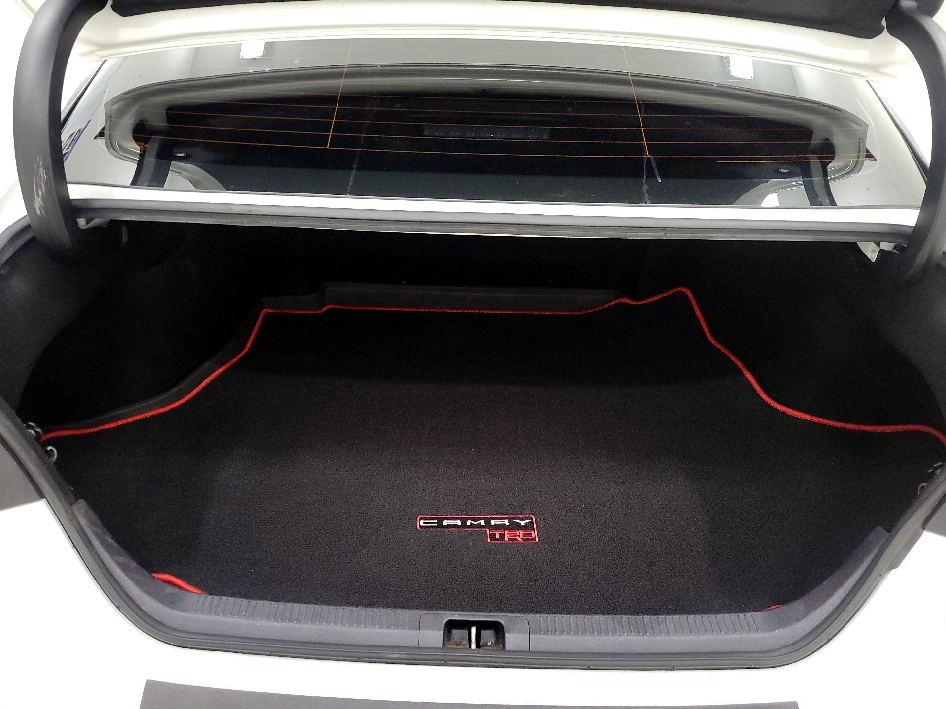 Thumbnail: 2021 Toyota Camry - 20