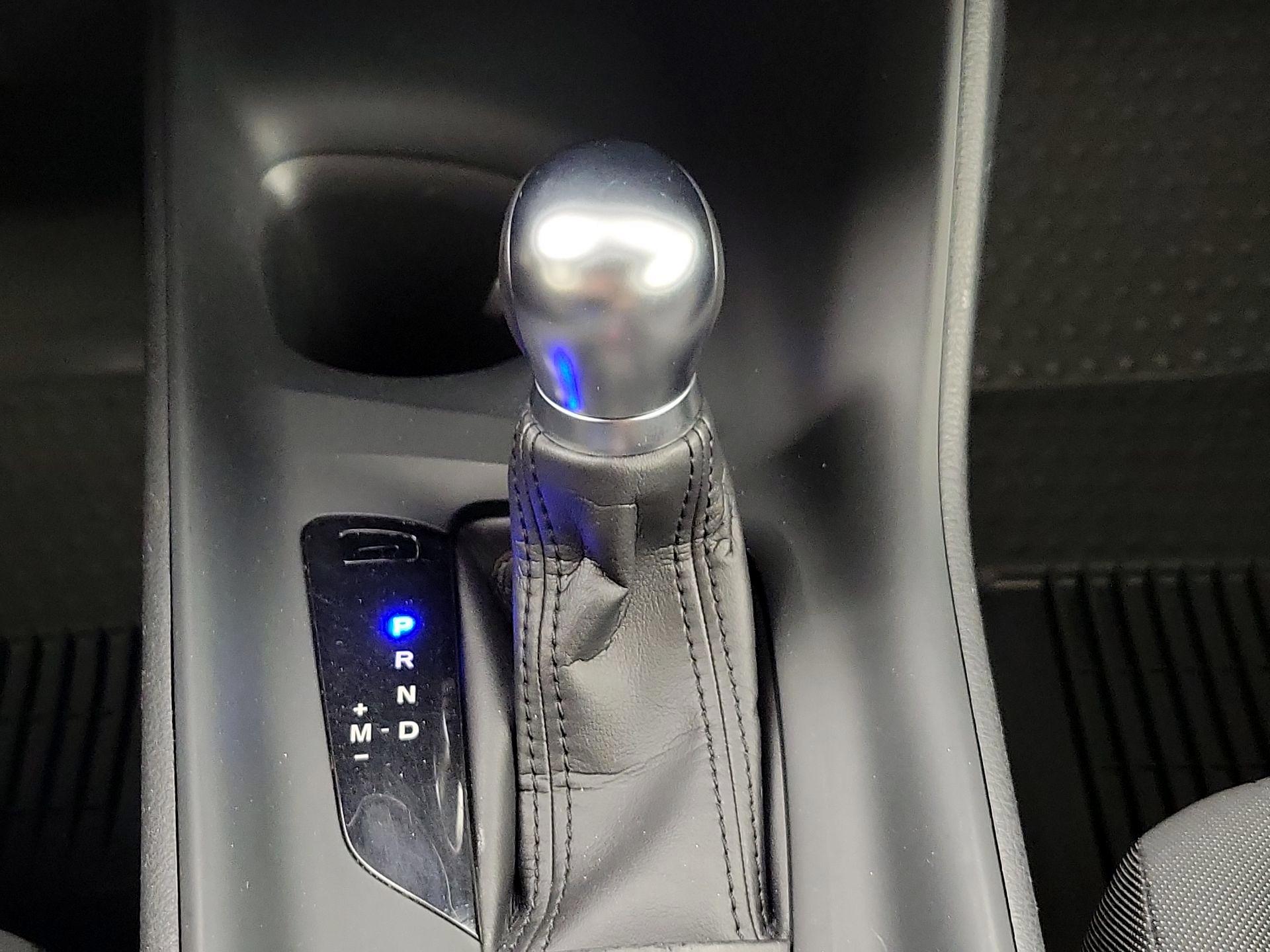 Thumbnail: 2020 Toyota C-HR - 17