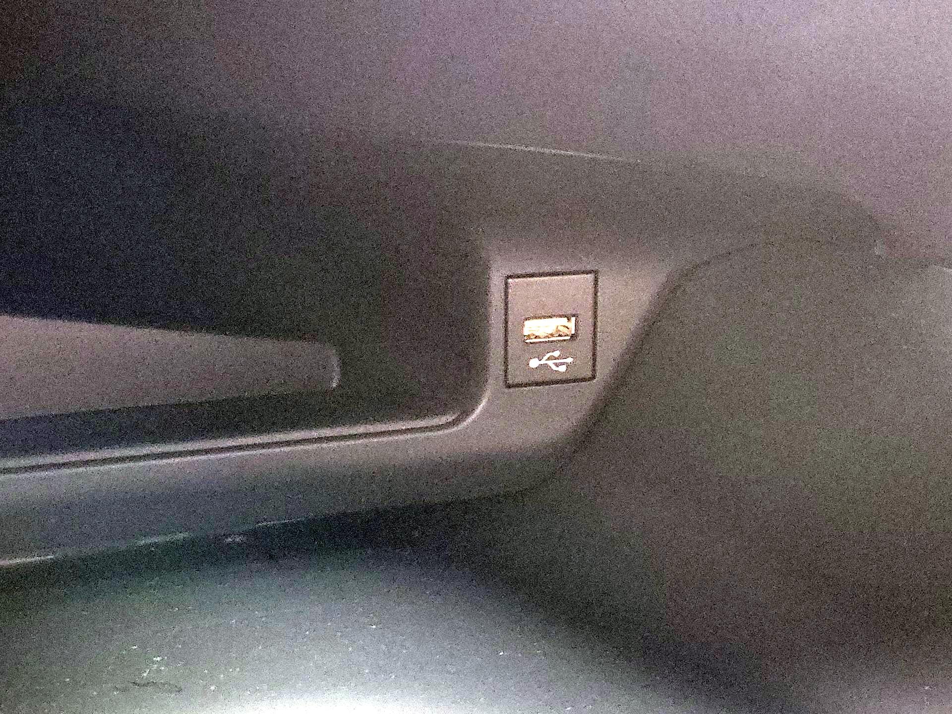 Thumbnail: 2020 Toyota C-HR - 18