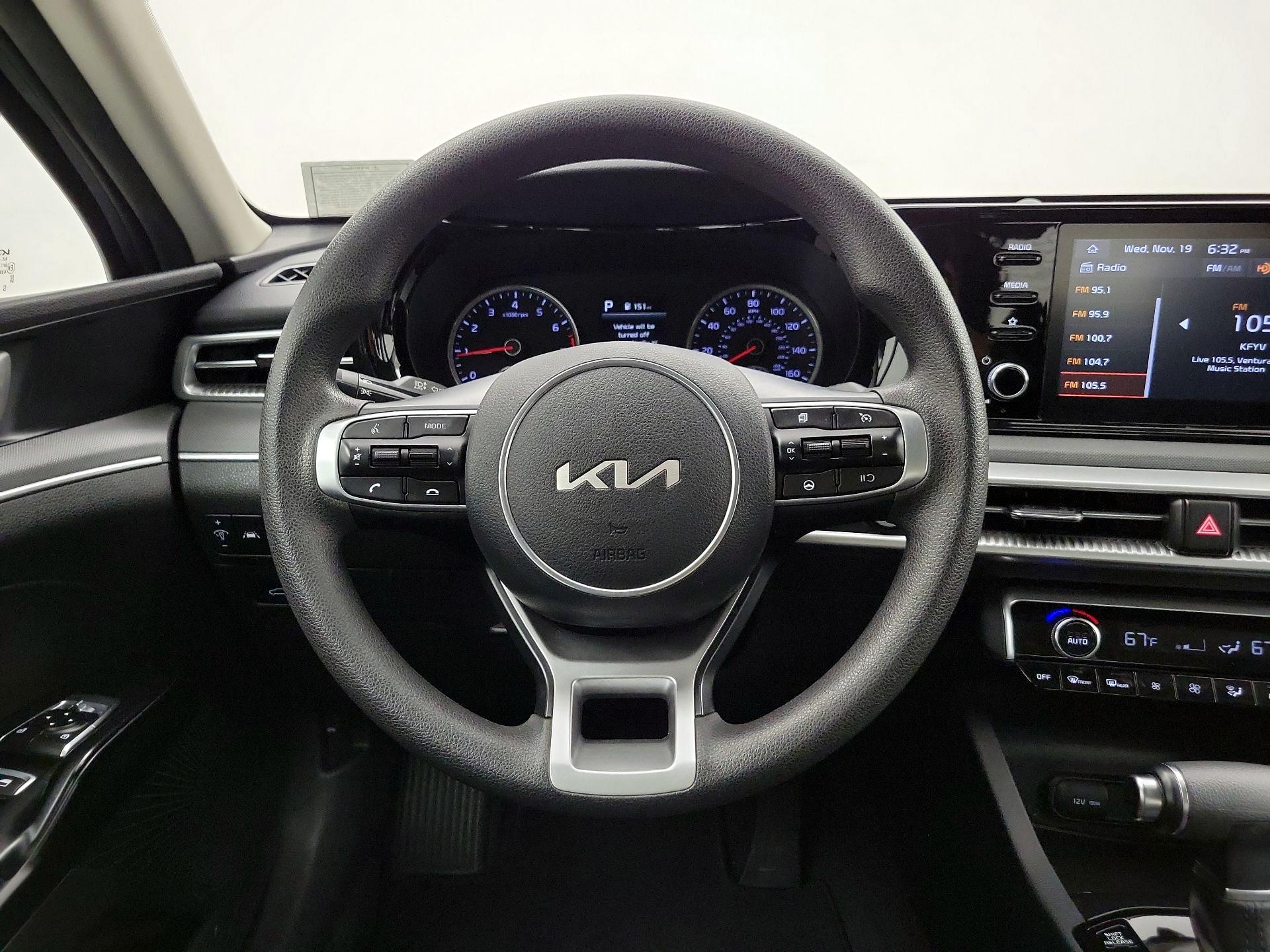 Thumbnail: 2022 Kia K5 - 10