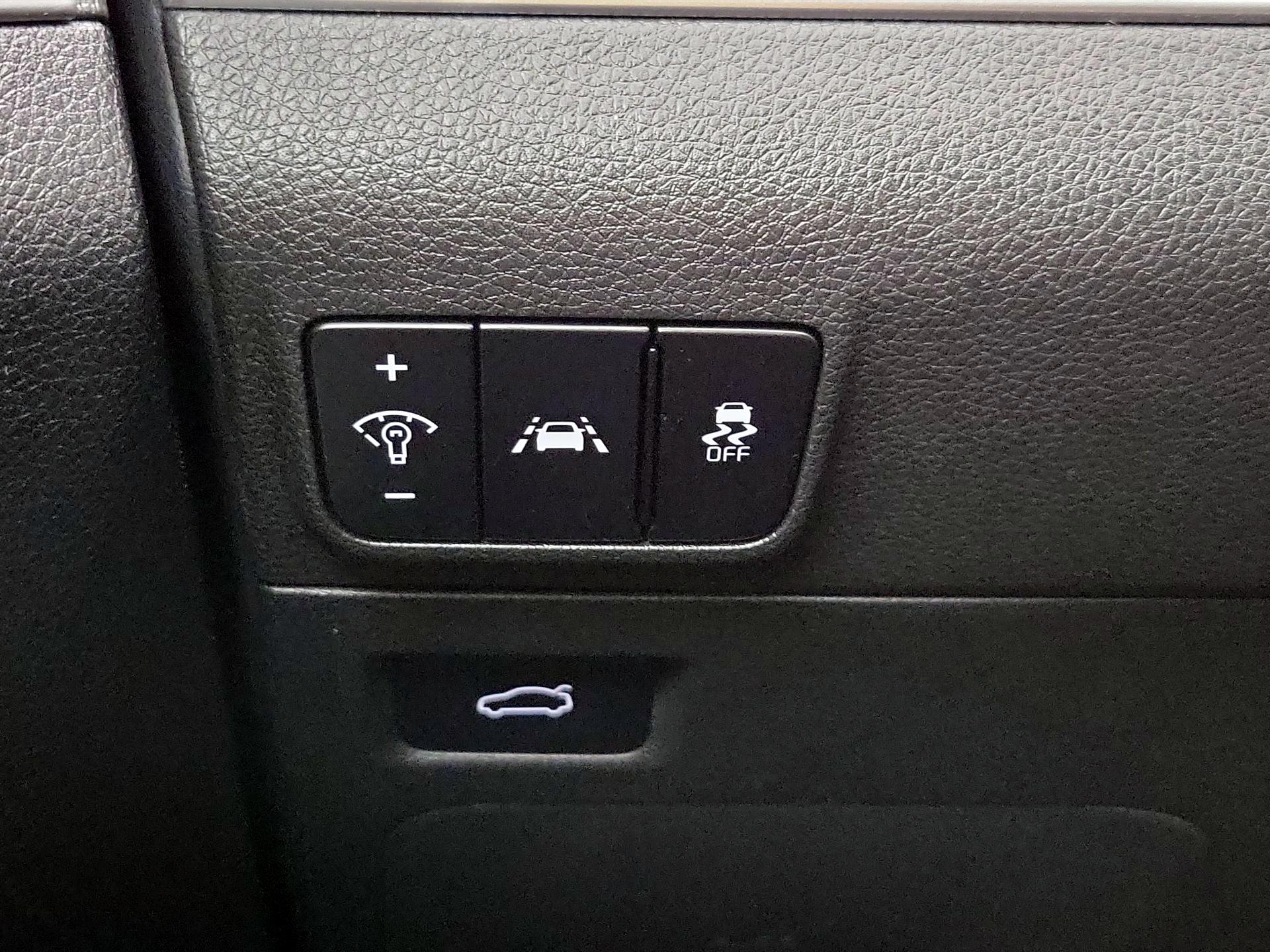 Thumbnail: 2022 Kia K5 - 13