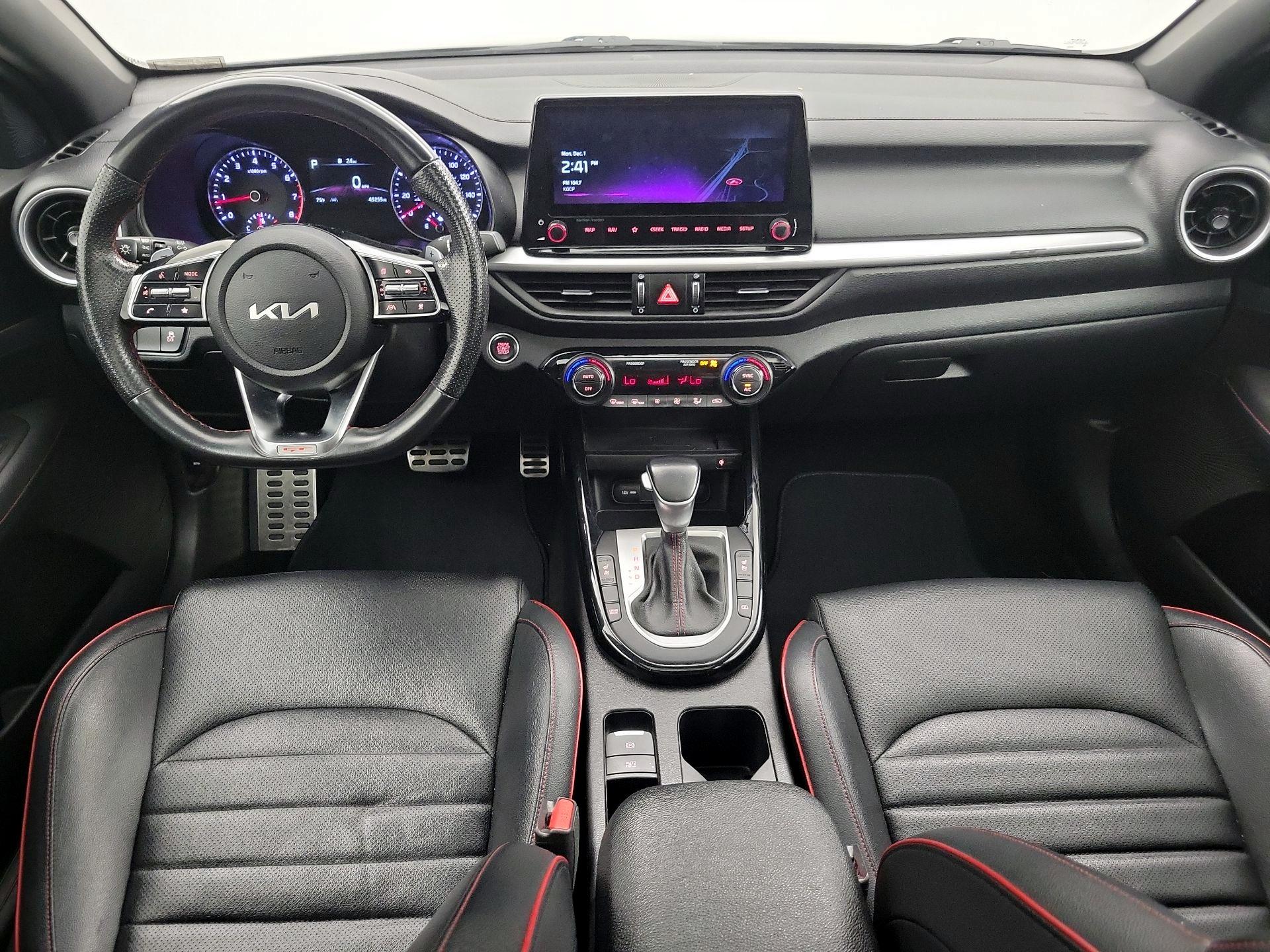 Thumbnail: 2023 Kia Forte - 9