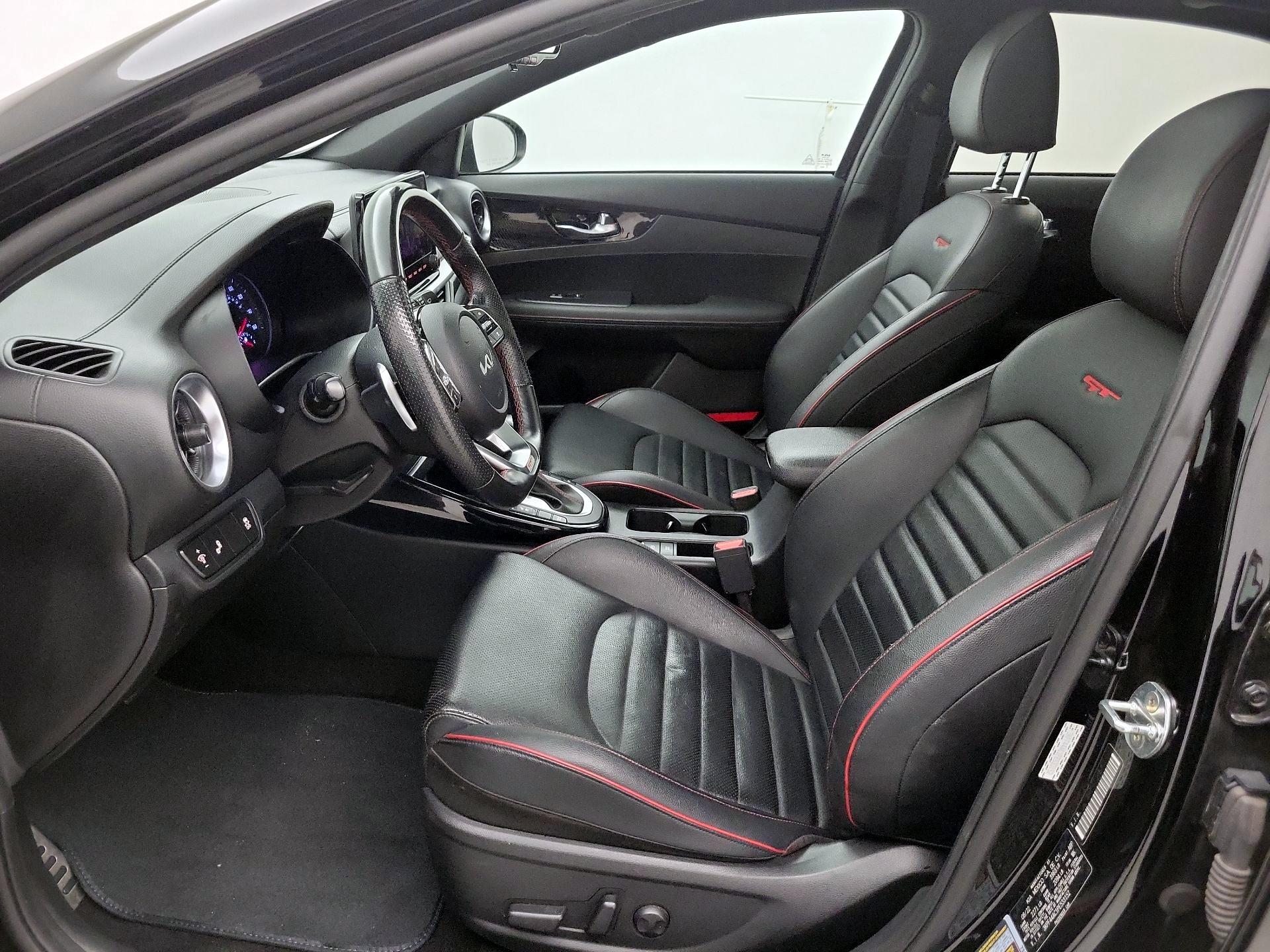 Thumbnail: 2023 Kia Forte - 11