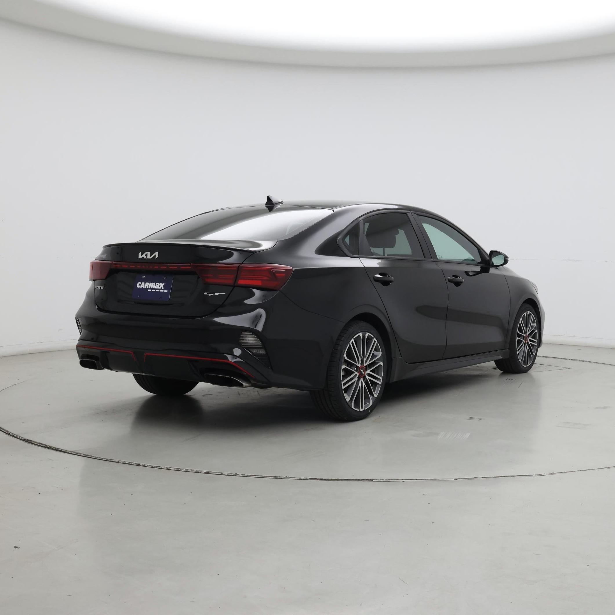 Thumbnail: 2023 Kia Forte - 8