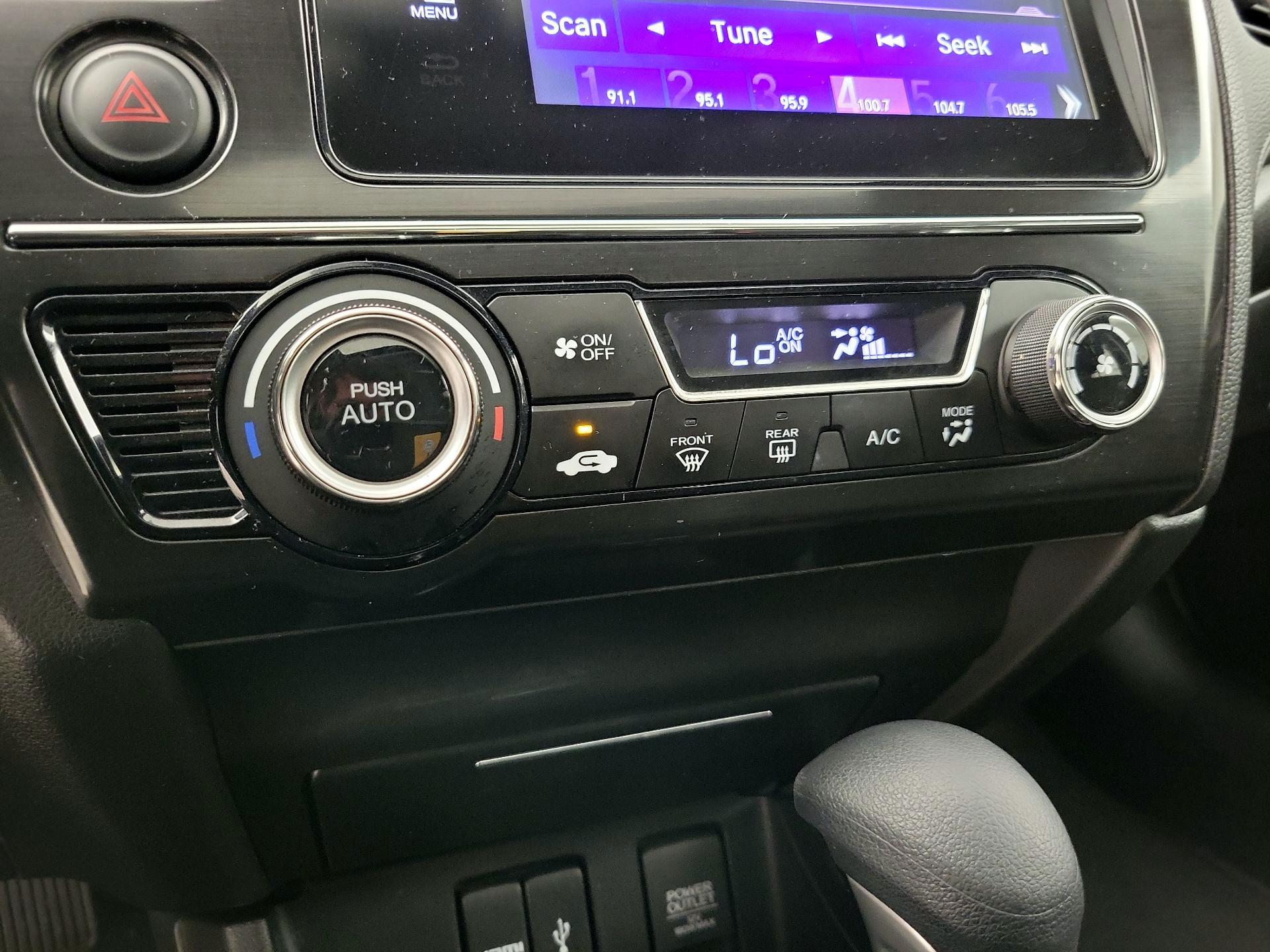 Thumbnail: 2015 Honda Civic - 16