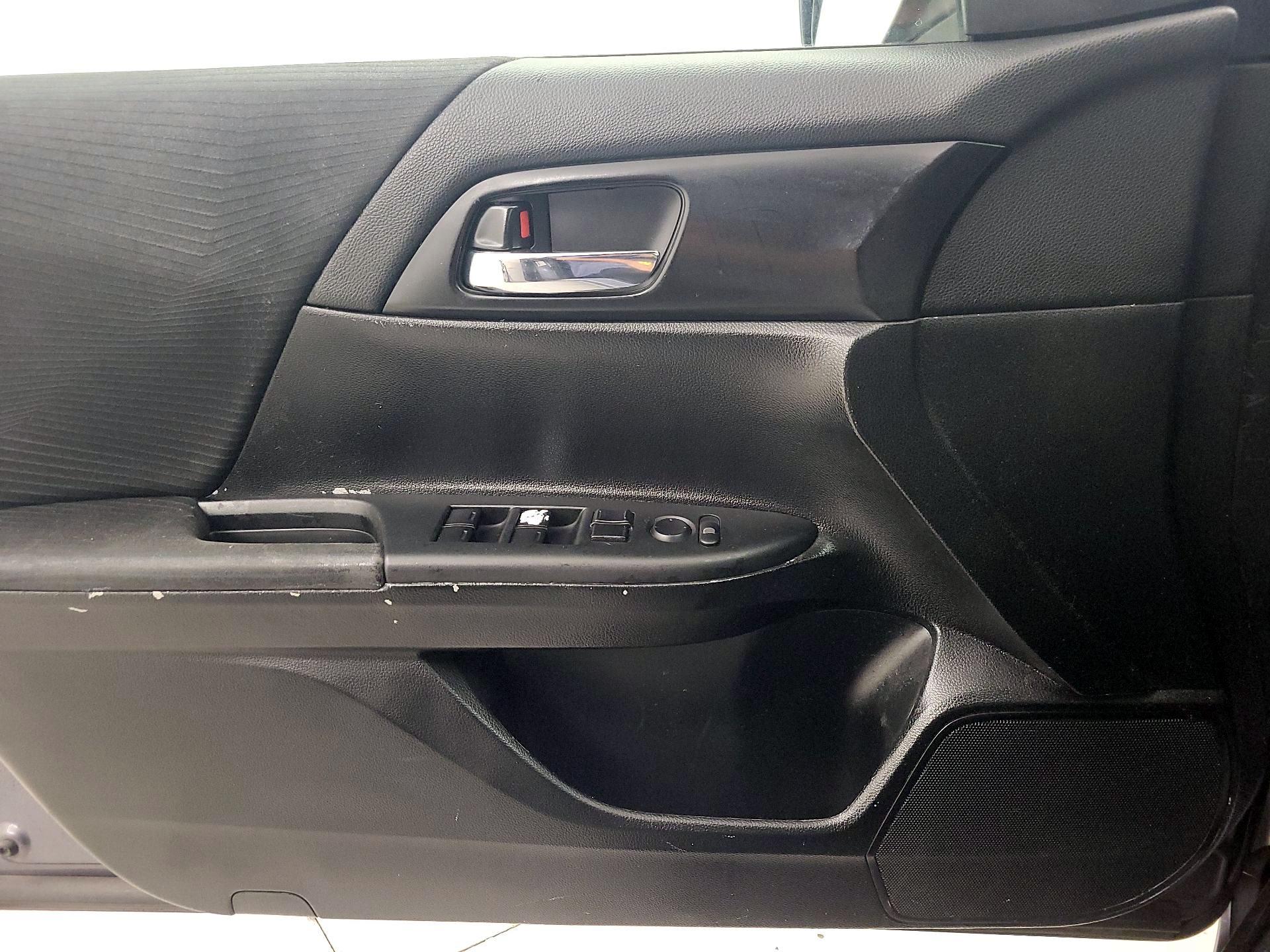 Thumbnail: 2017 Honda Accord - 12