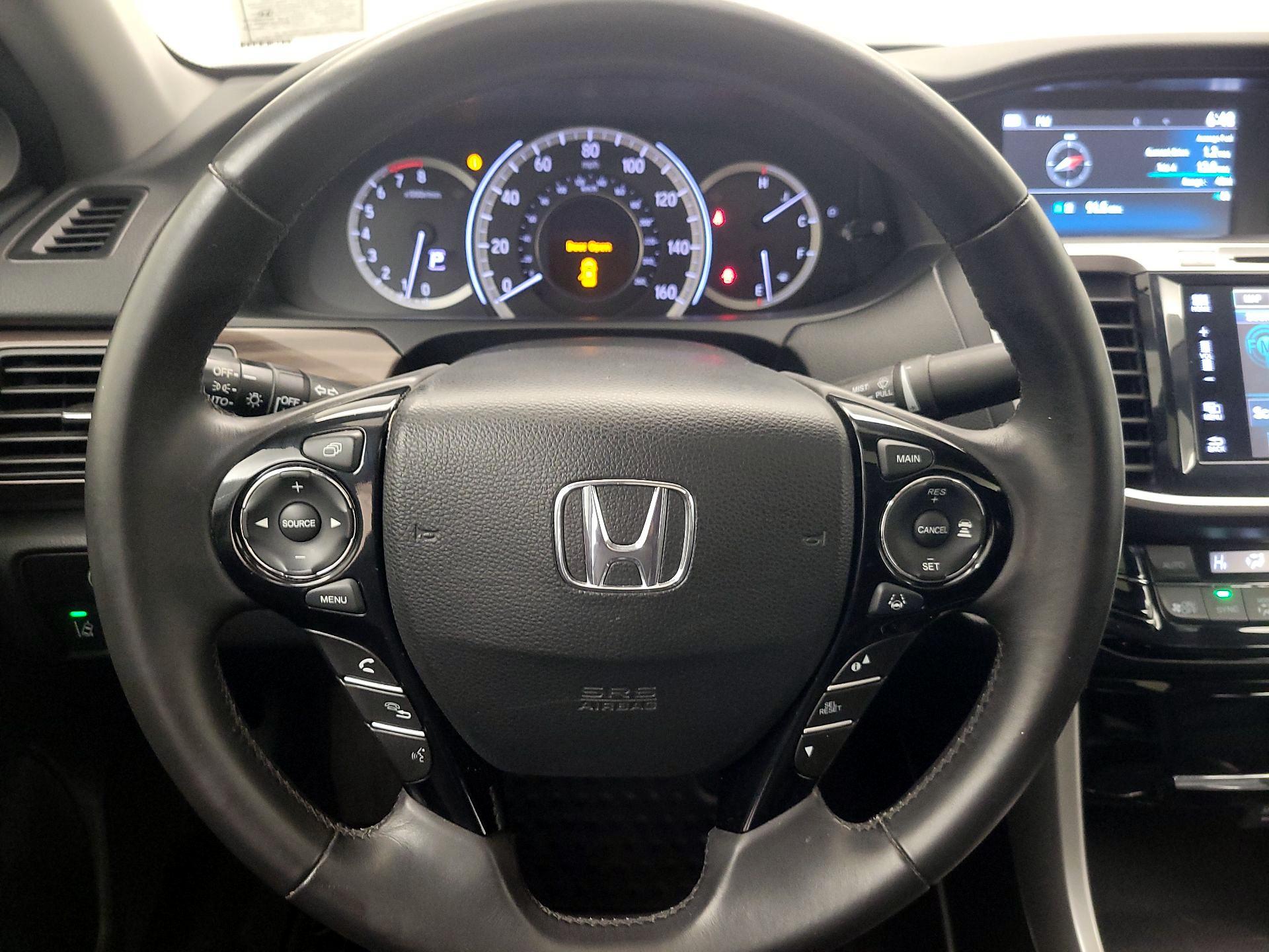 Thumbnail: 2016 Honda Accord - 10