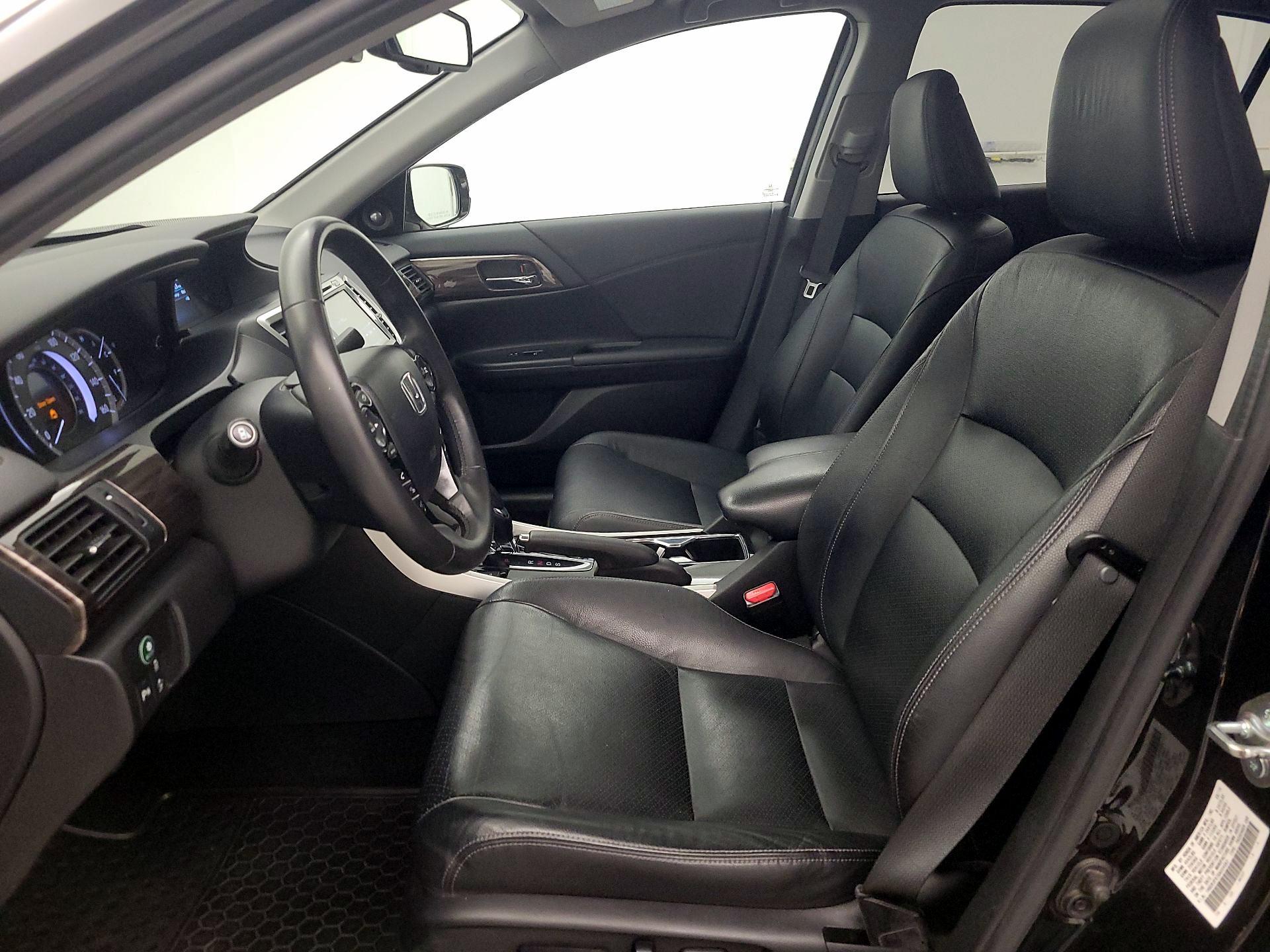 Thumbnail: 2016 Honda Accord - 11