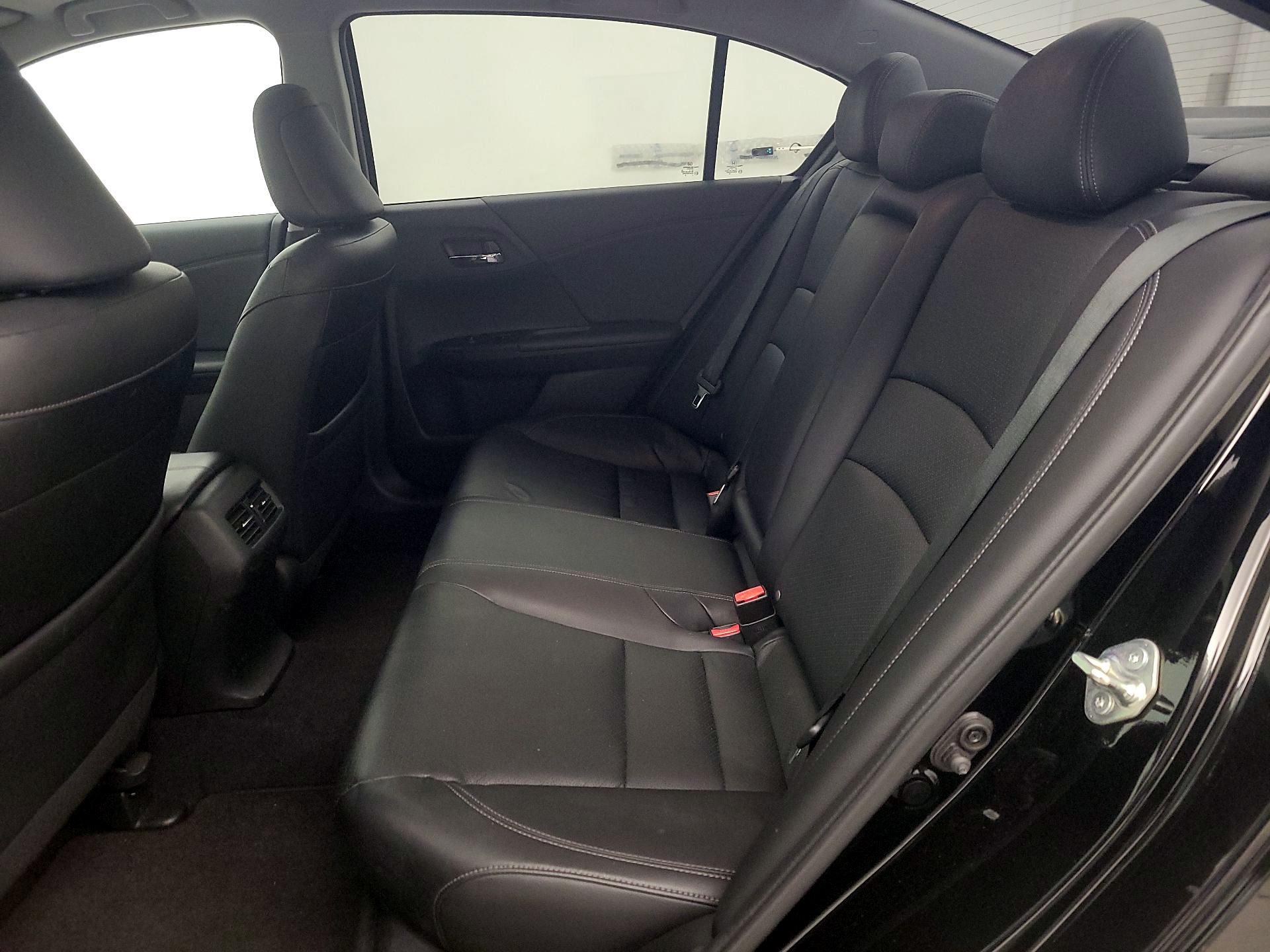 Thumbnail: 2016 Honda Accord - 20