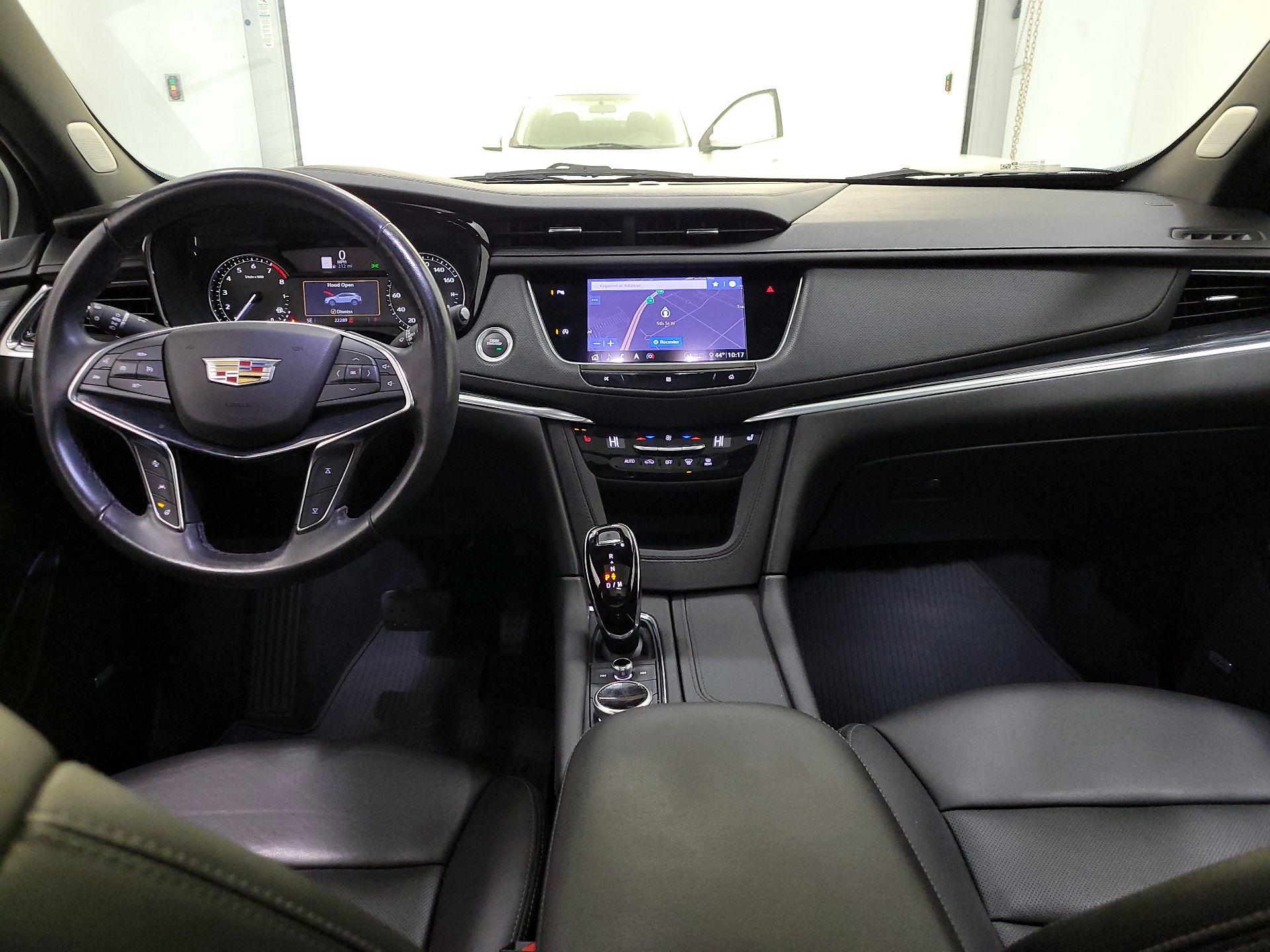 Thumbnail: 2020 Cadillac XT5 - 9