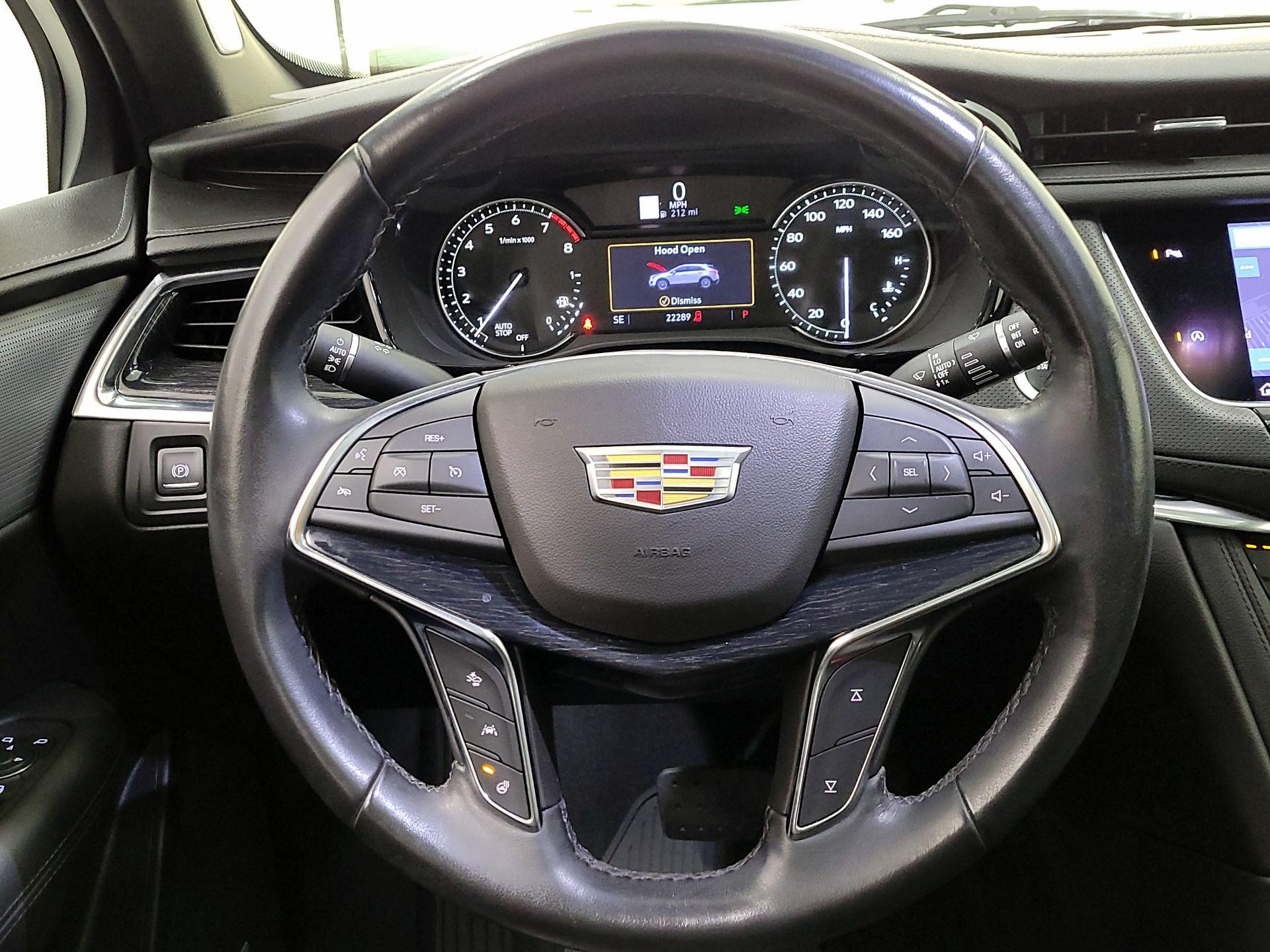 Thumbnail: 2020 Cadillac XT5 - 10