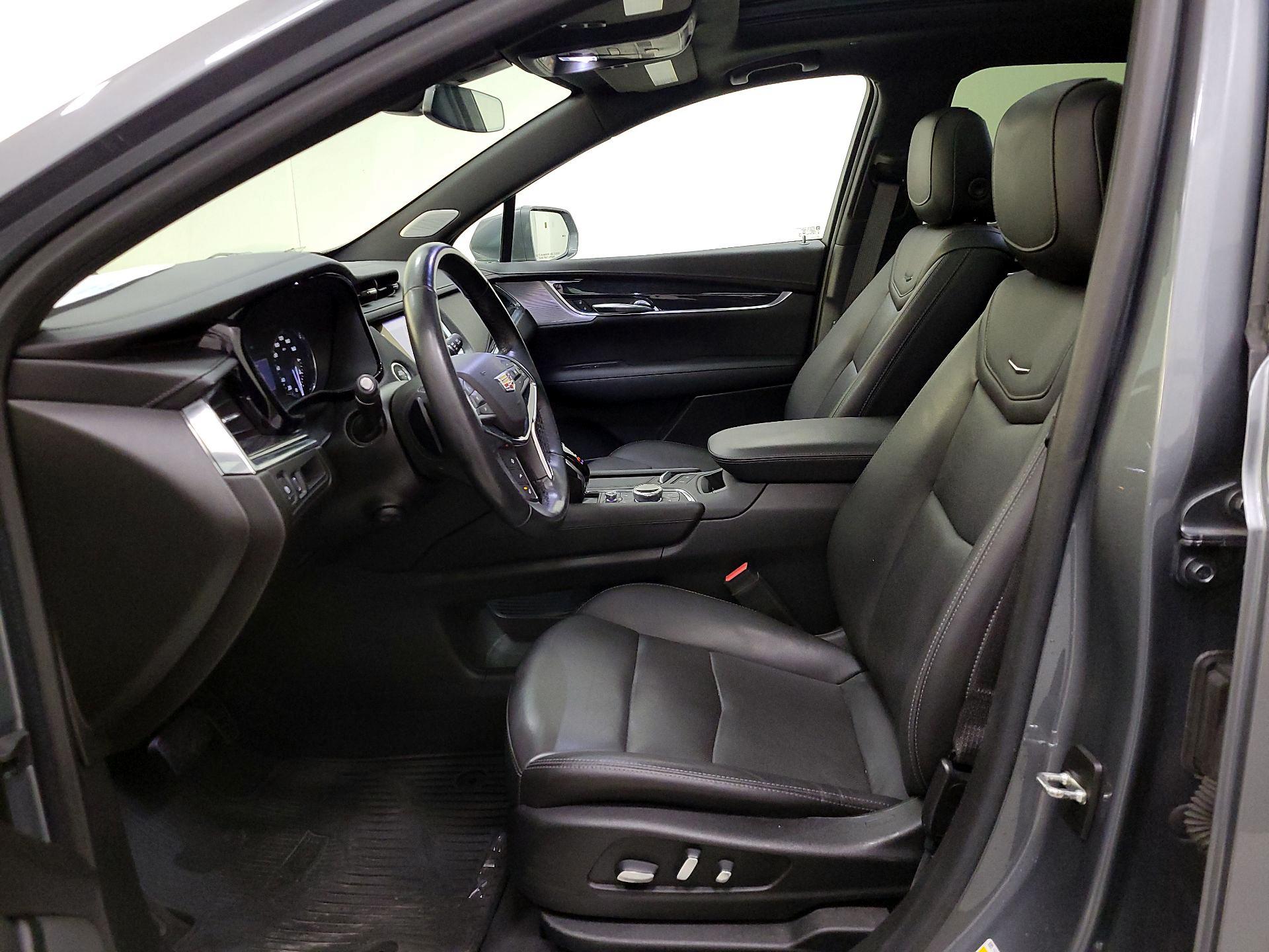 Thumbnail: 2020 Cadillac XT5 - 11