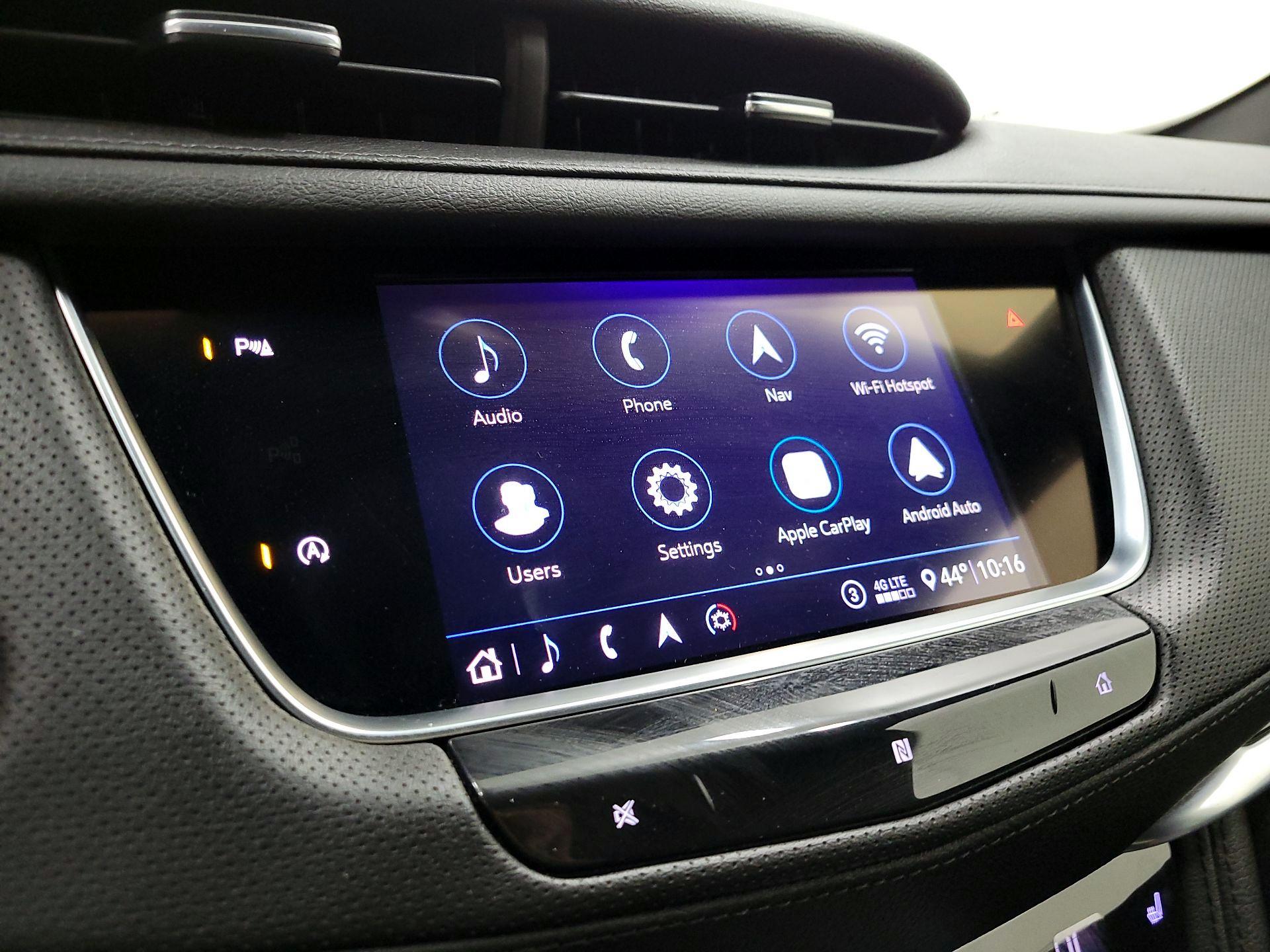 Thumbnail: 2020 Cadillac XT5 - 16