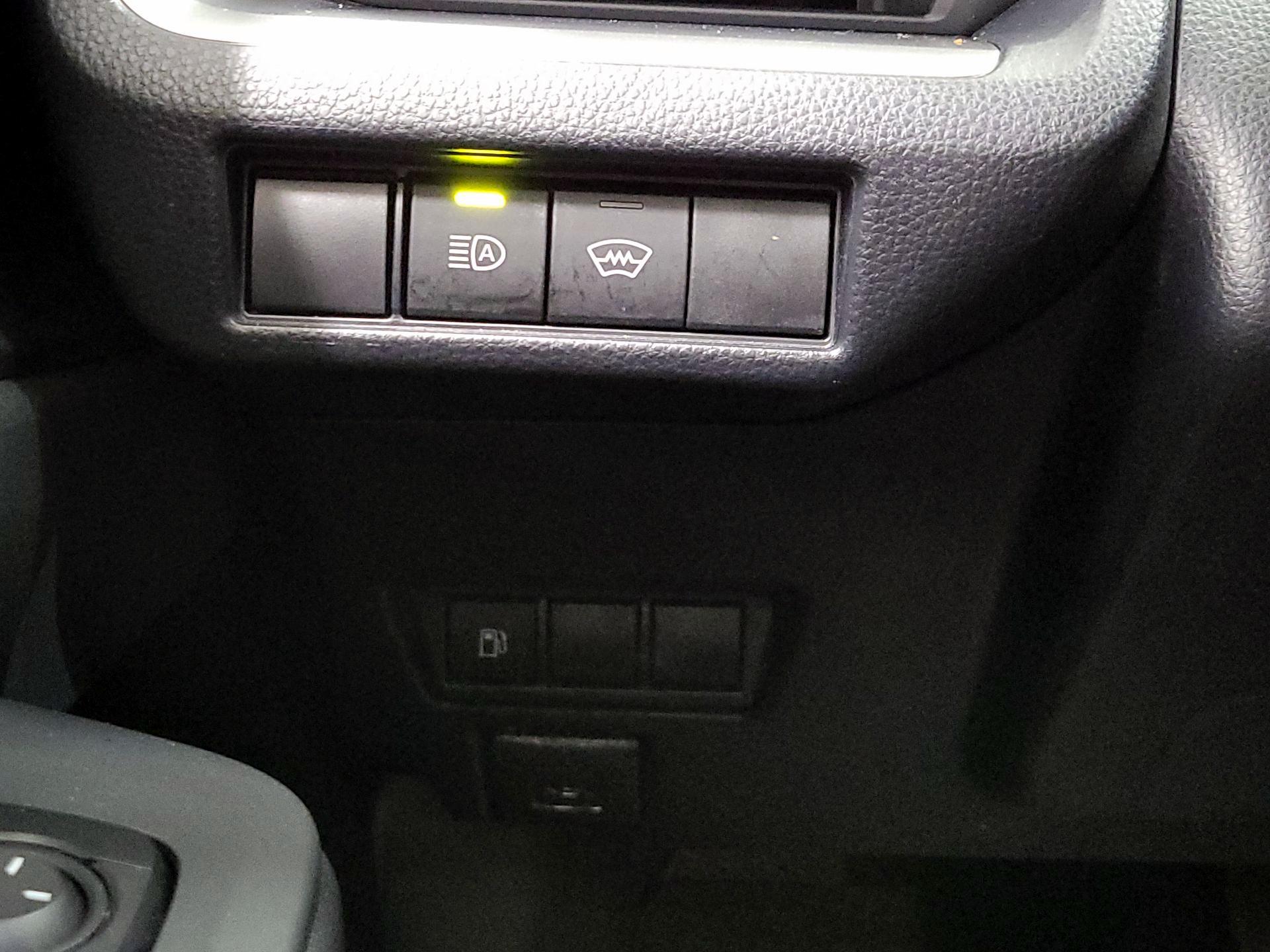 Thumbnail: 2023 Toyota Prius - 13