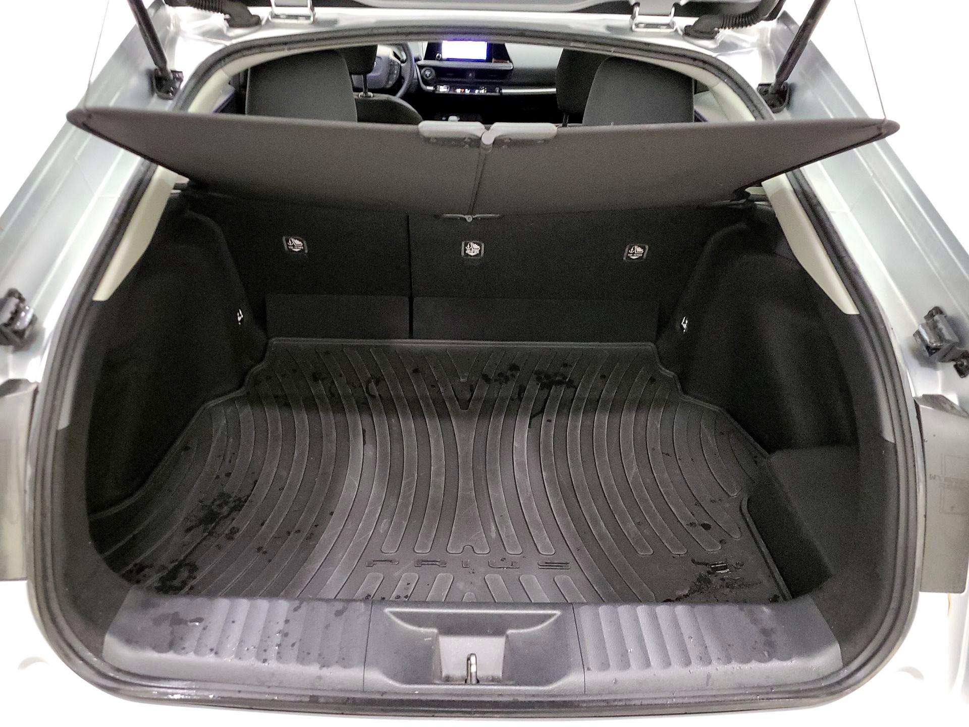 Thumbnail: 2023 Toyota Prius - 20