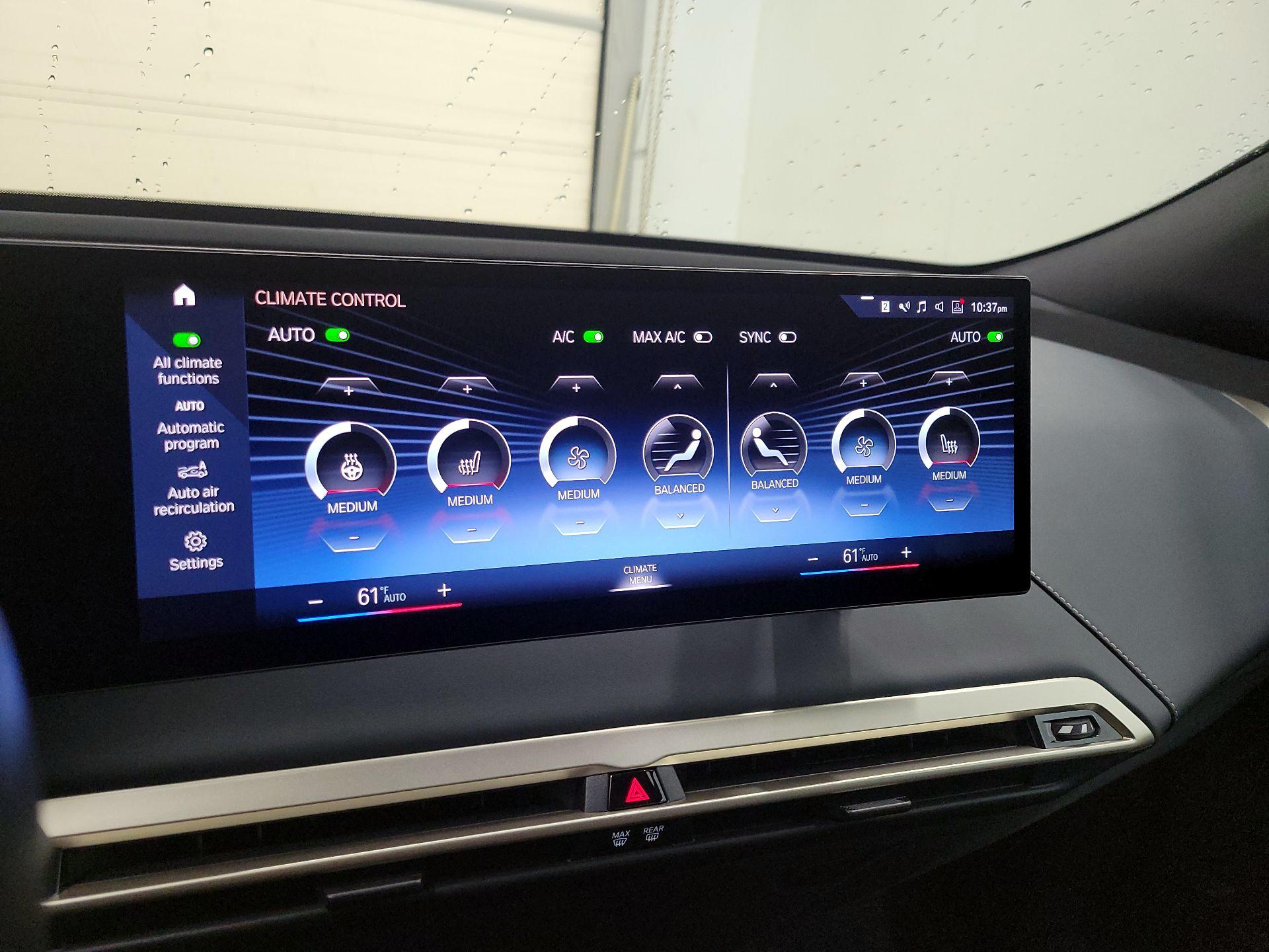 Thumbnail: 2023 BMW iX - 16