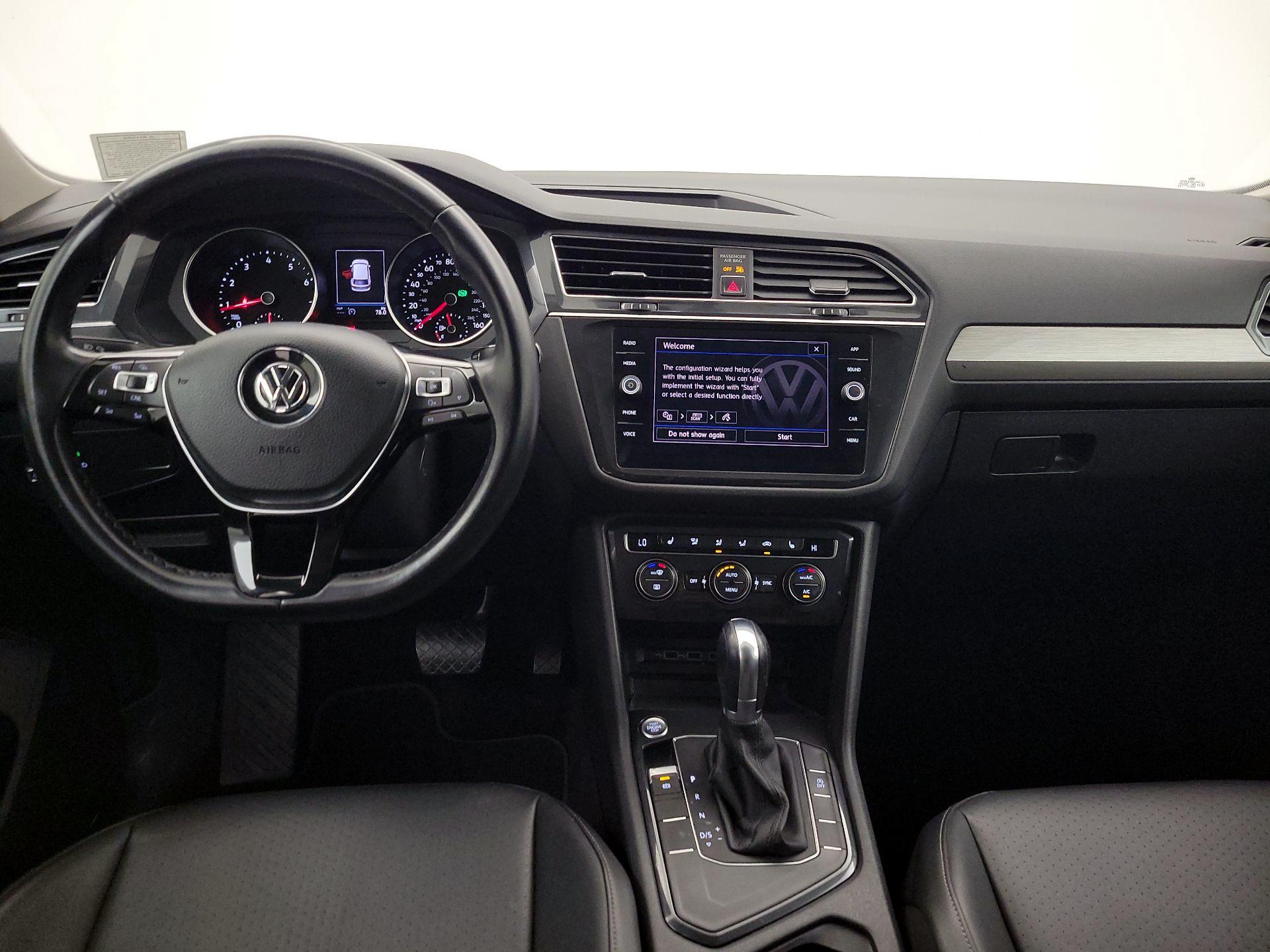 Thumbnail: 2018 Volkswagen Tiguan - 9