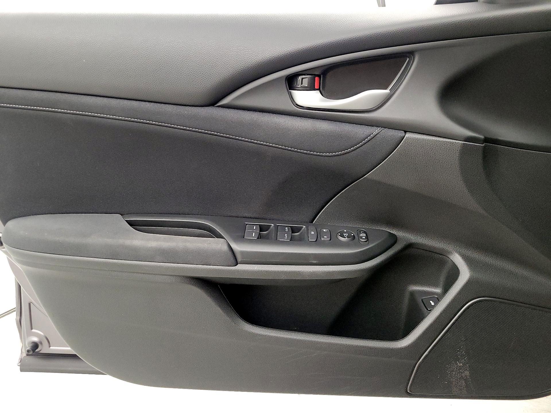 Thumbnail: 2021 Honda Insight - 12