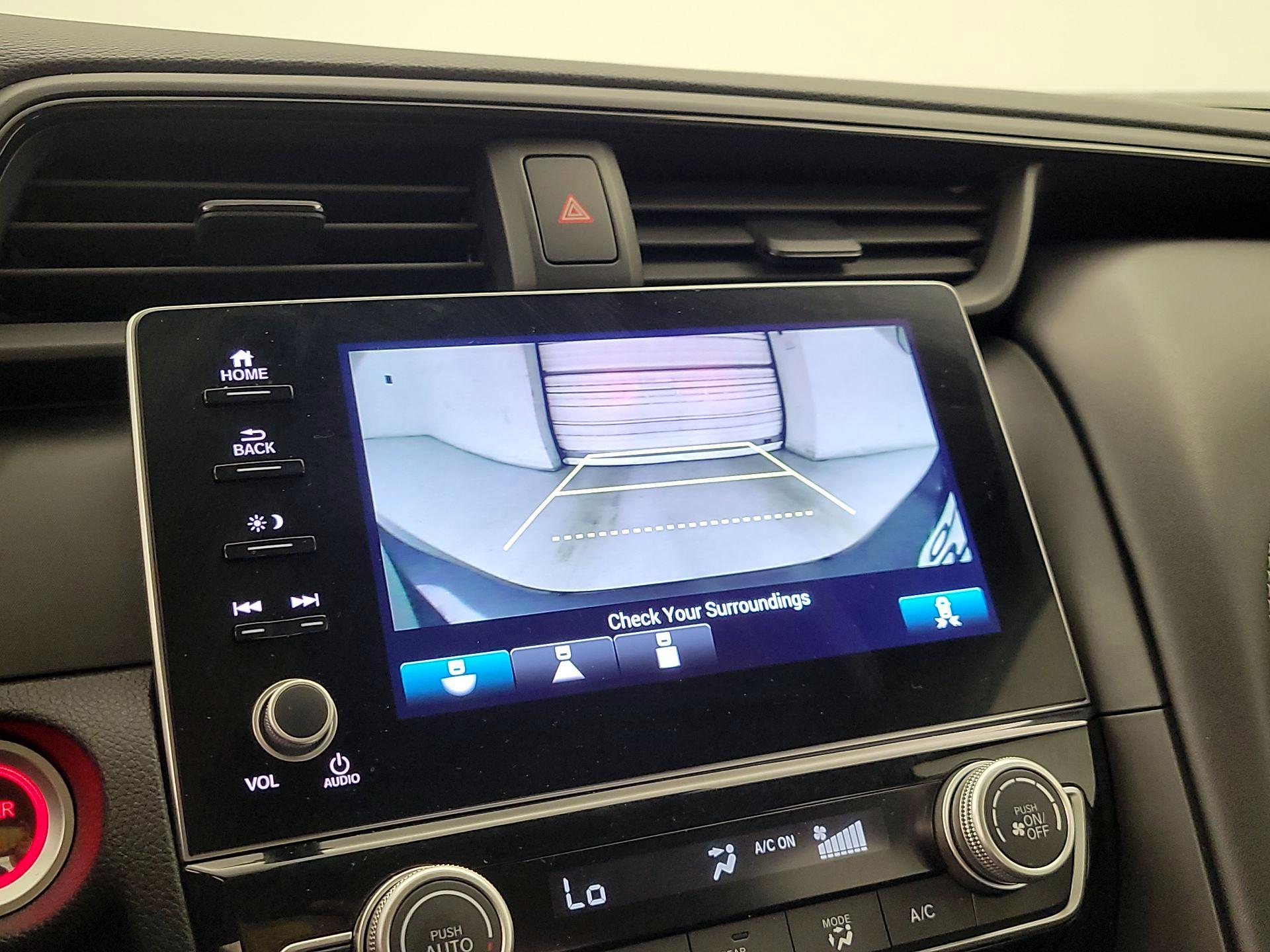 Thumbnail: 2021 Honda Insight - 14