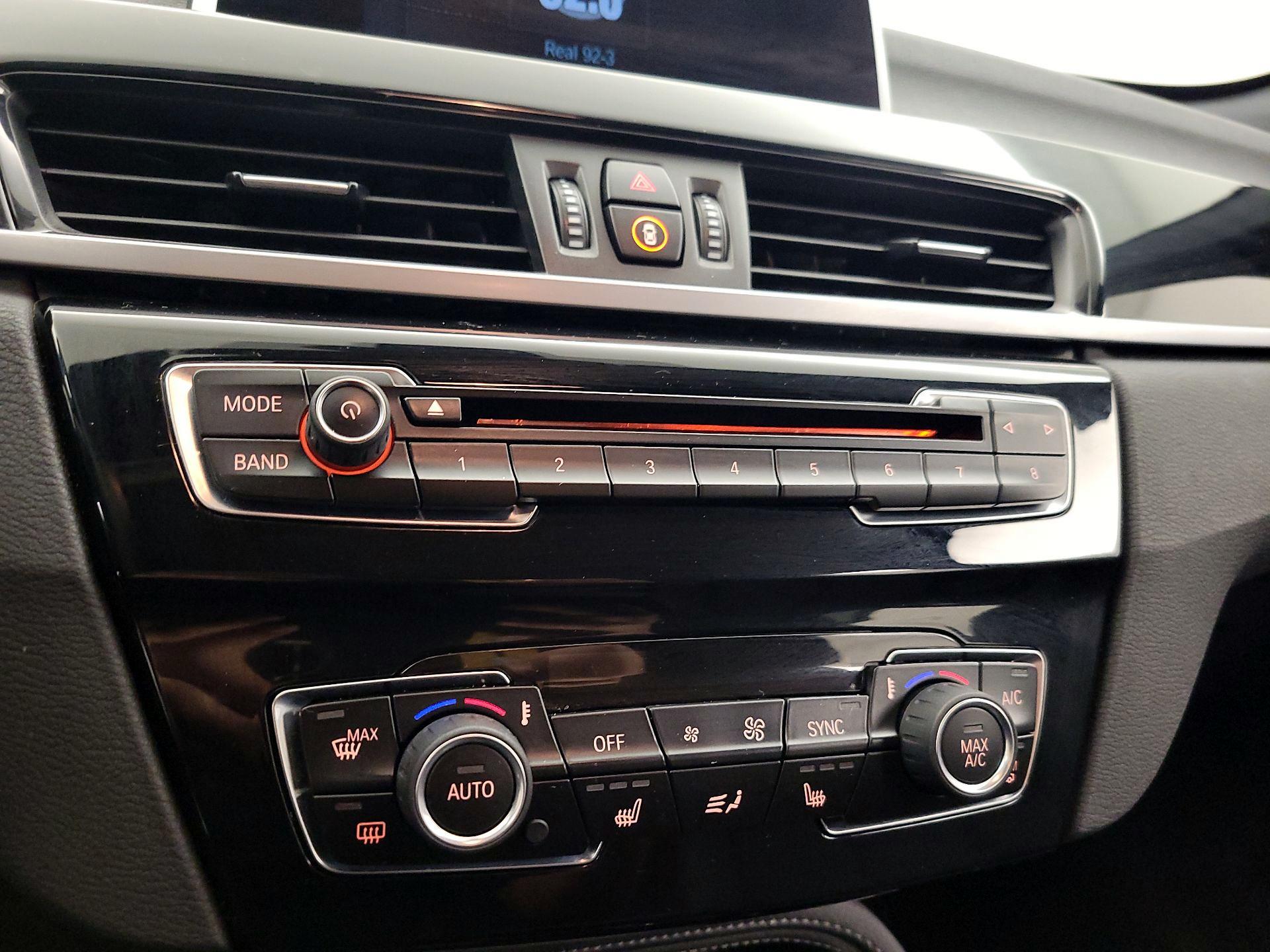 Thumbnail: 2019 BMW X1 - 16