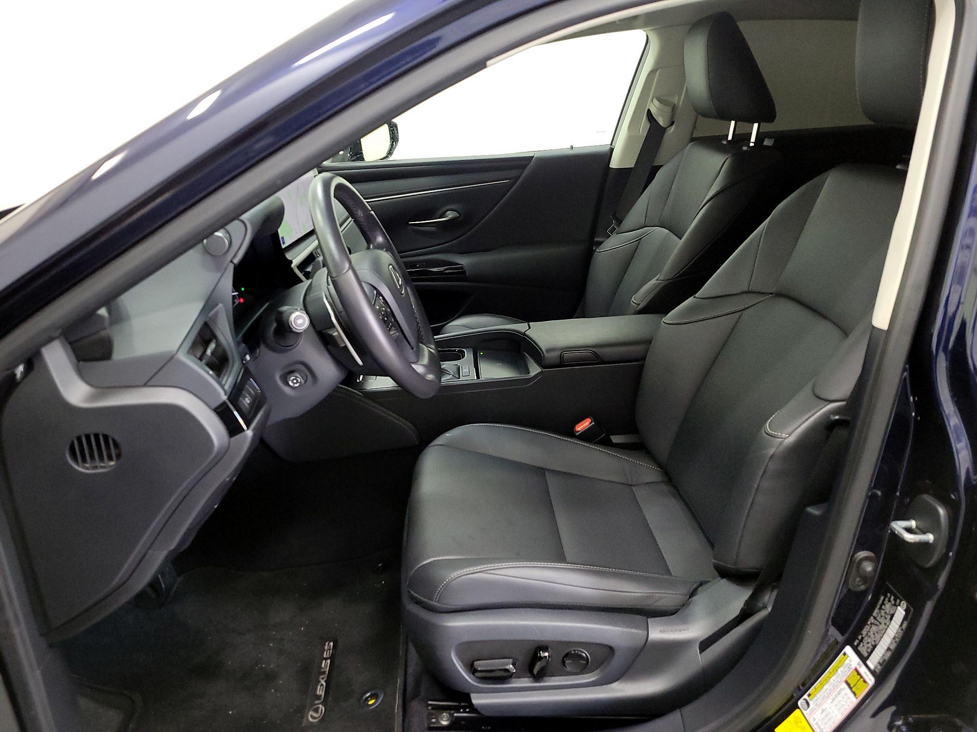 Thumbnail: 2024 Lexus ES - 11