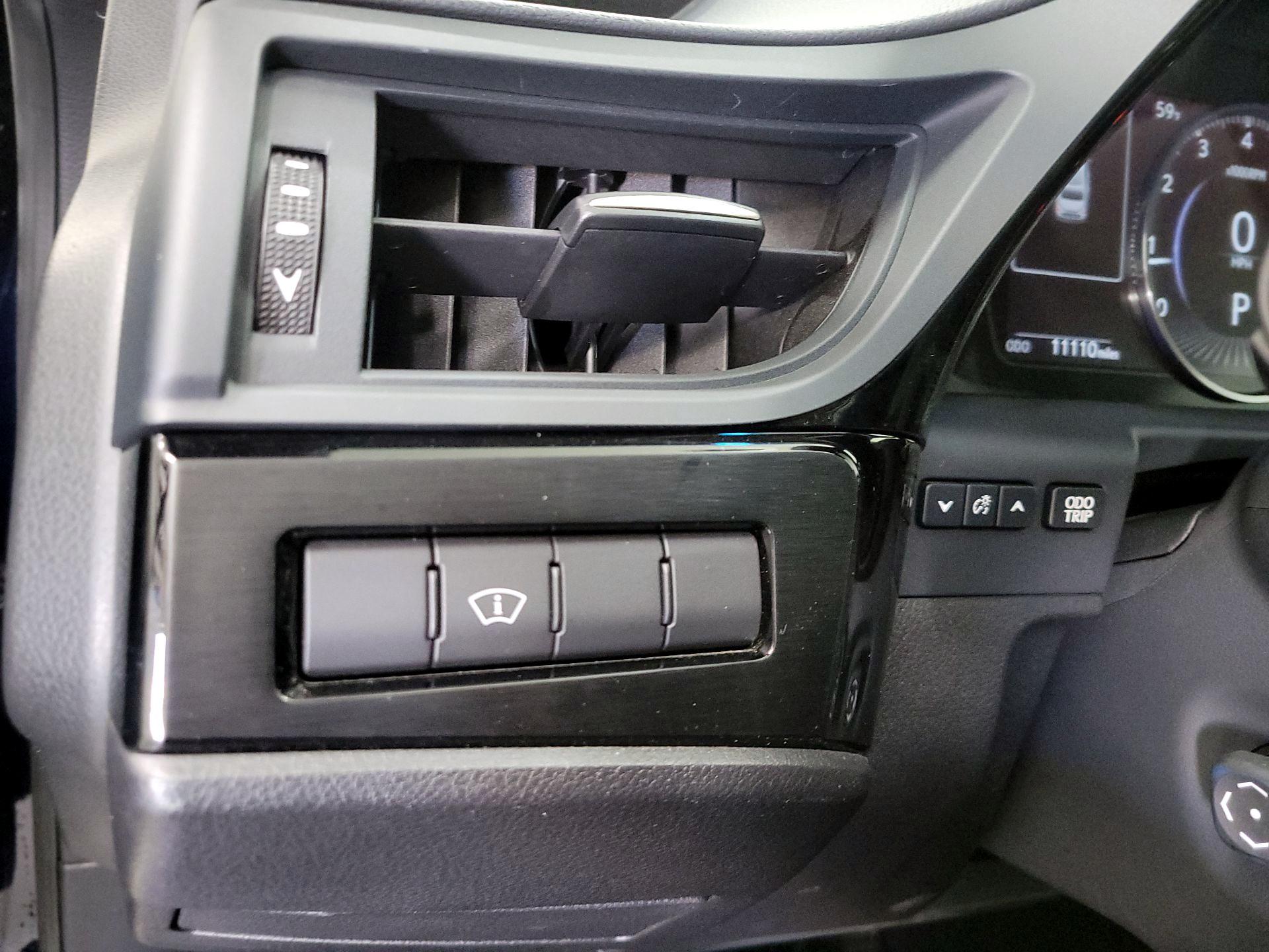 Thumbnail: 2024 Lexus ES - 13