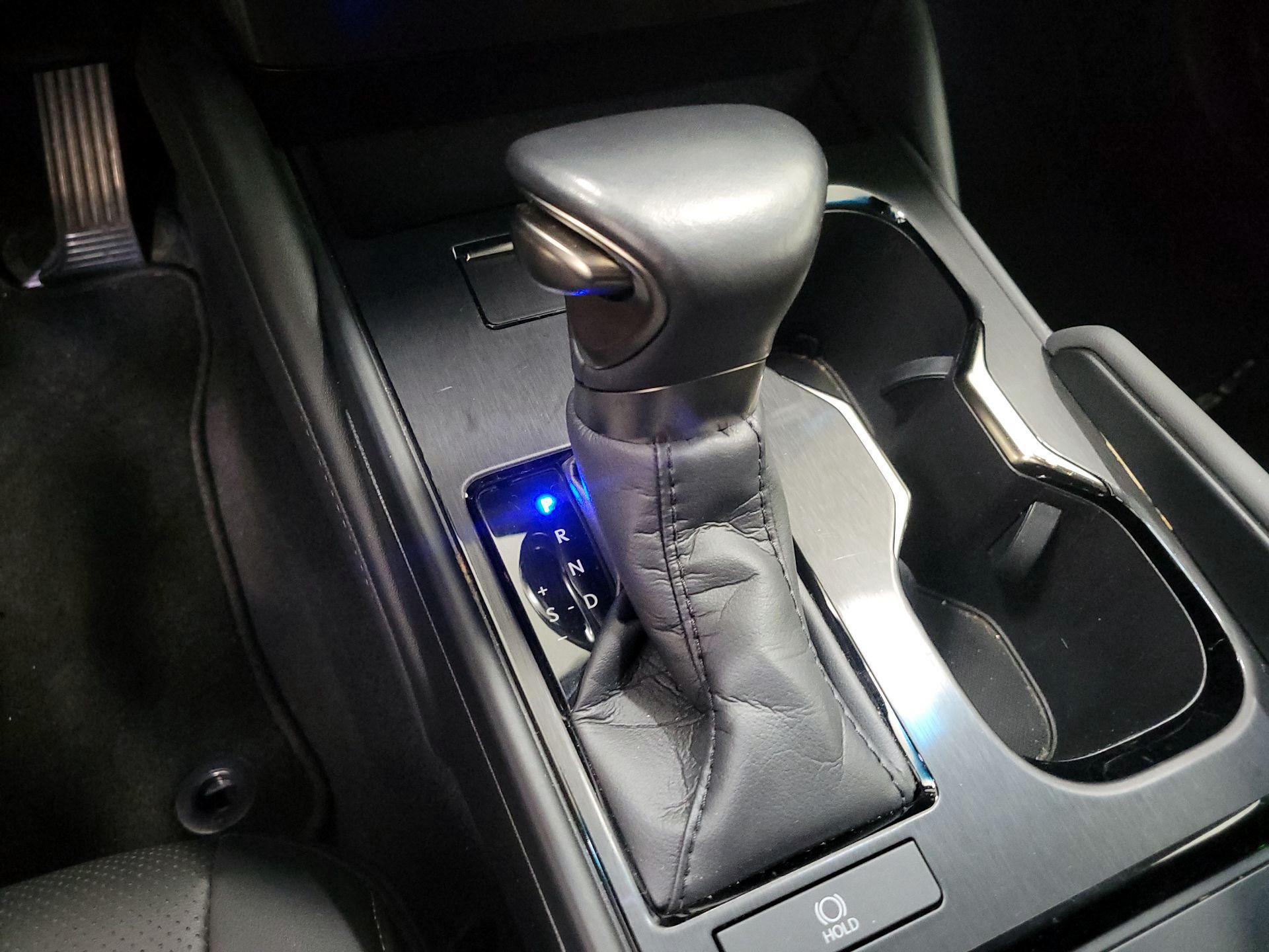 Thumbnail: 2024 Lexus ES - 18