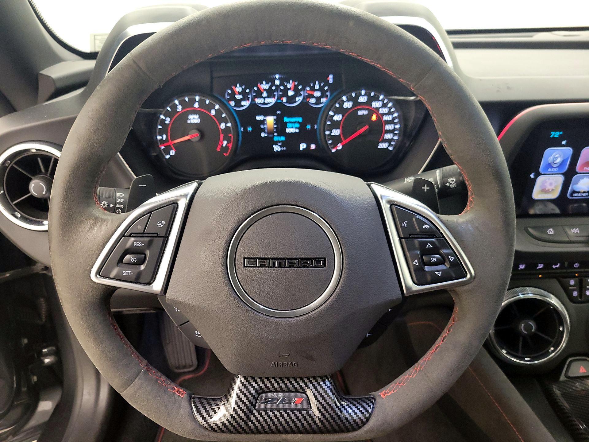 Thumbnail: 2018 Chevrolet Camaro - 10