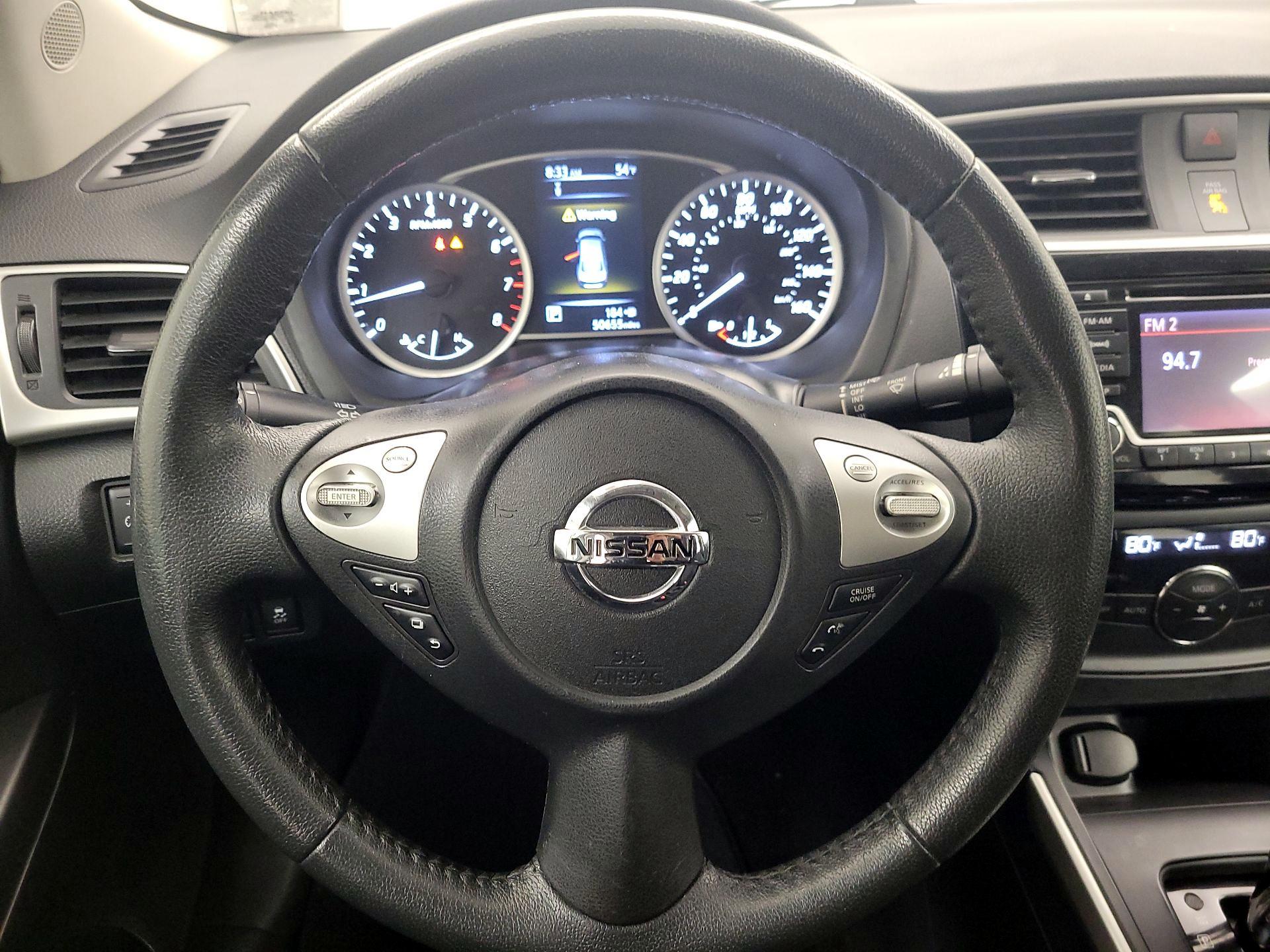 Thumbnail: 2018 Nissan Sentra - 10